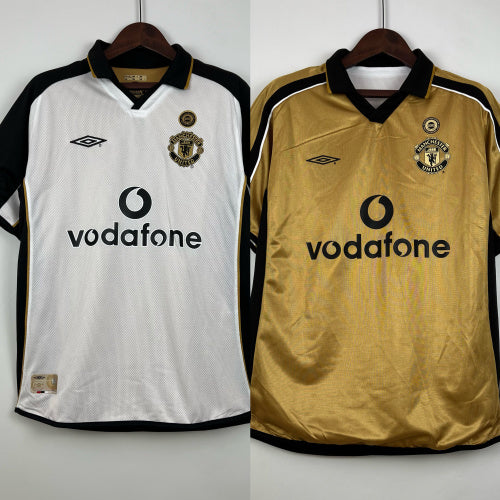 1990s Manchester United Retro Football Shirt | White Gold Home