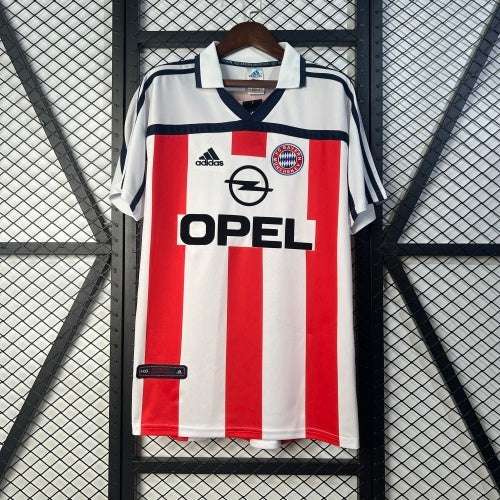 1990s Bayern Munich Retro Football Shirt | White Red Home
