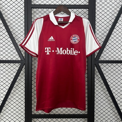 2000s Bayern Munich Retro Football Shirt | Red White Home