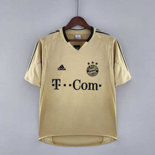 2000s Bayern Munchen Retro Football Shirt | Beige Black Home