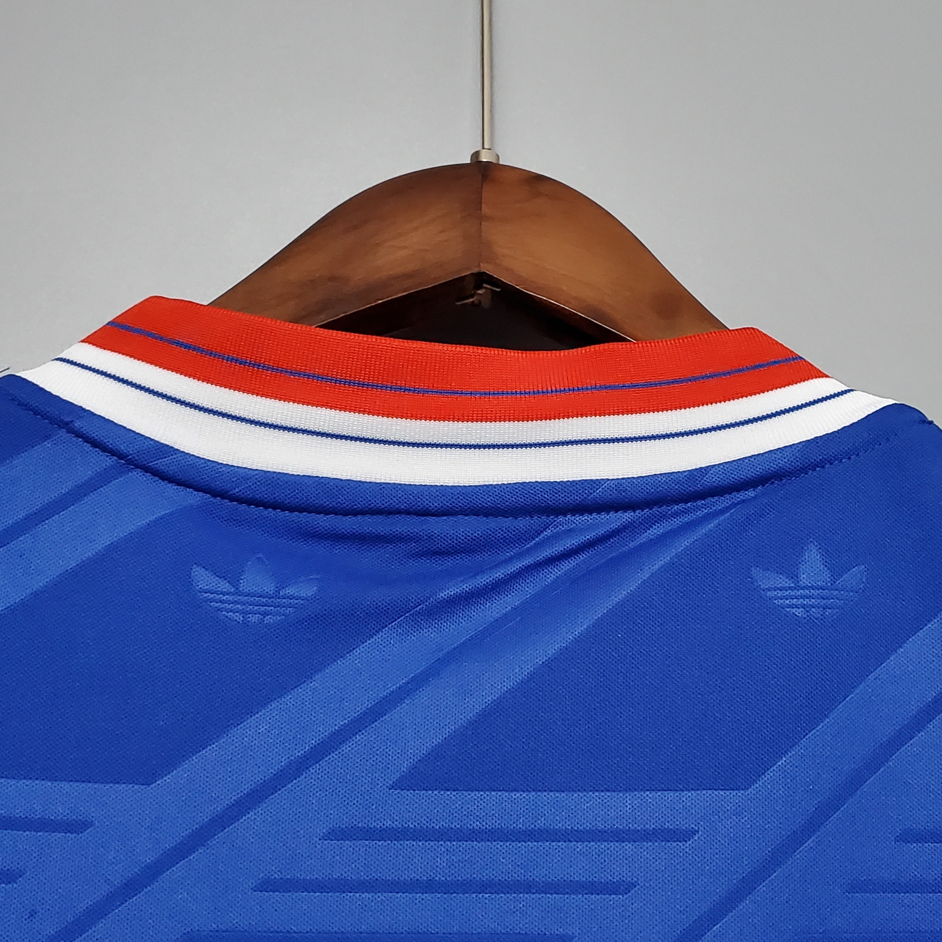 1990s Manchester United Retro Football Shirt | Blue Red Home