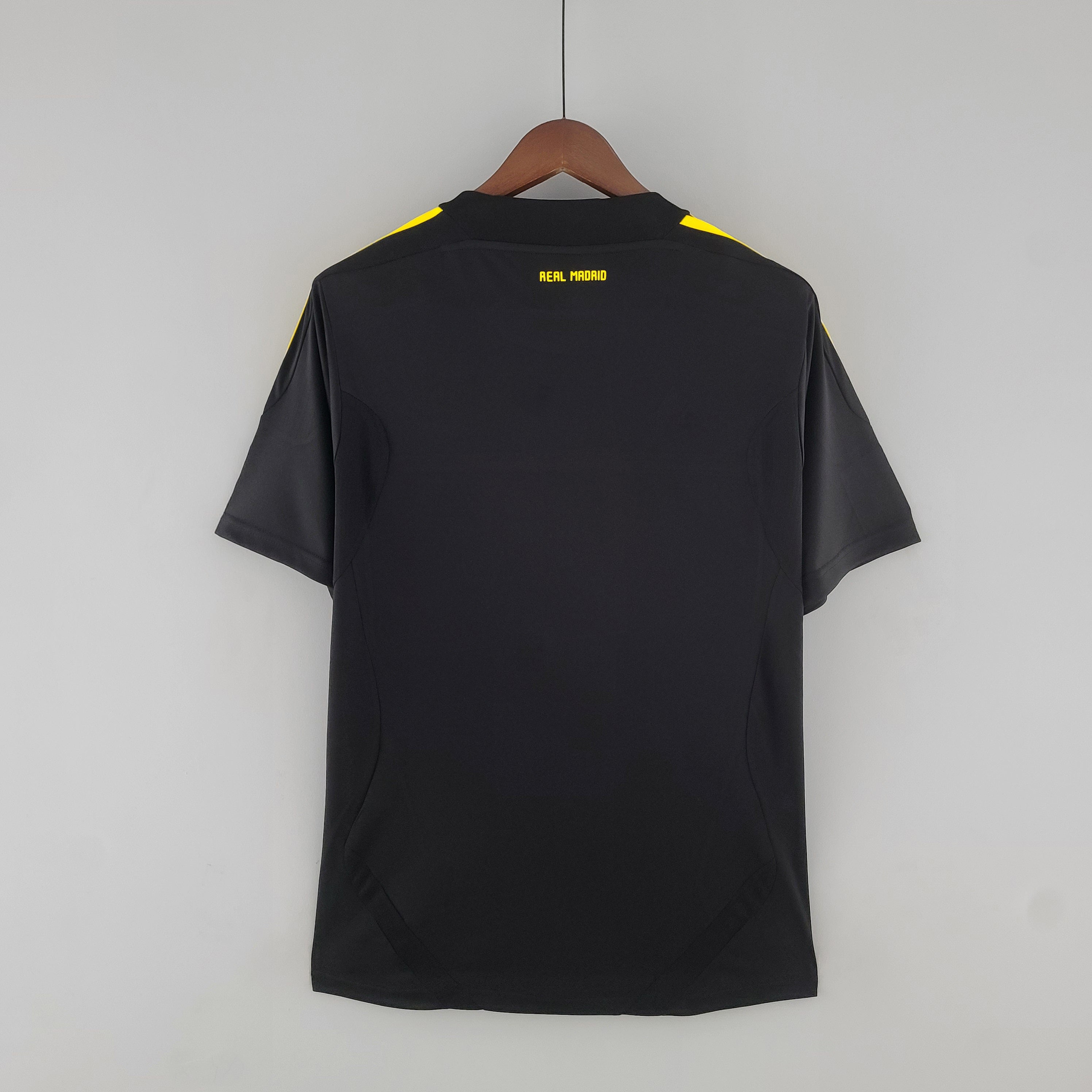 2010s Real Madrid Retro Football Shirt | Black Yellow Away