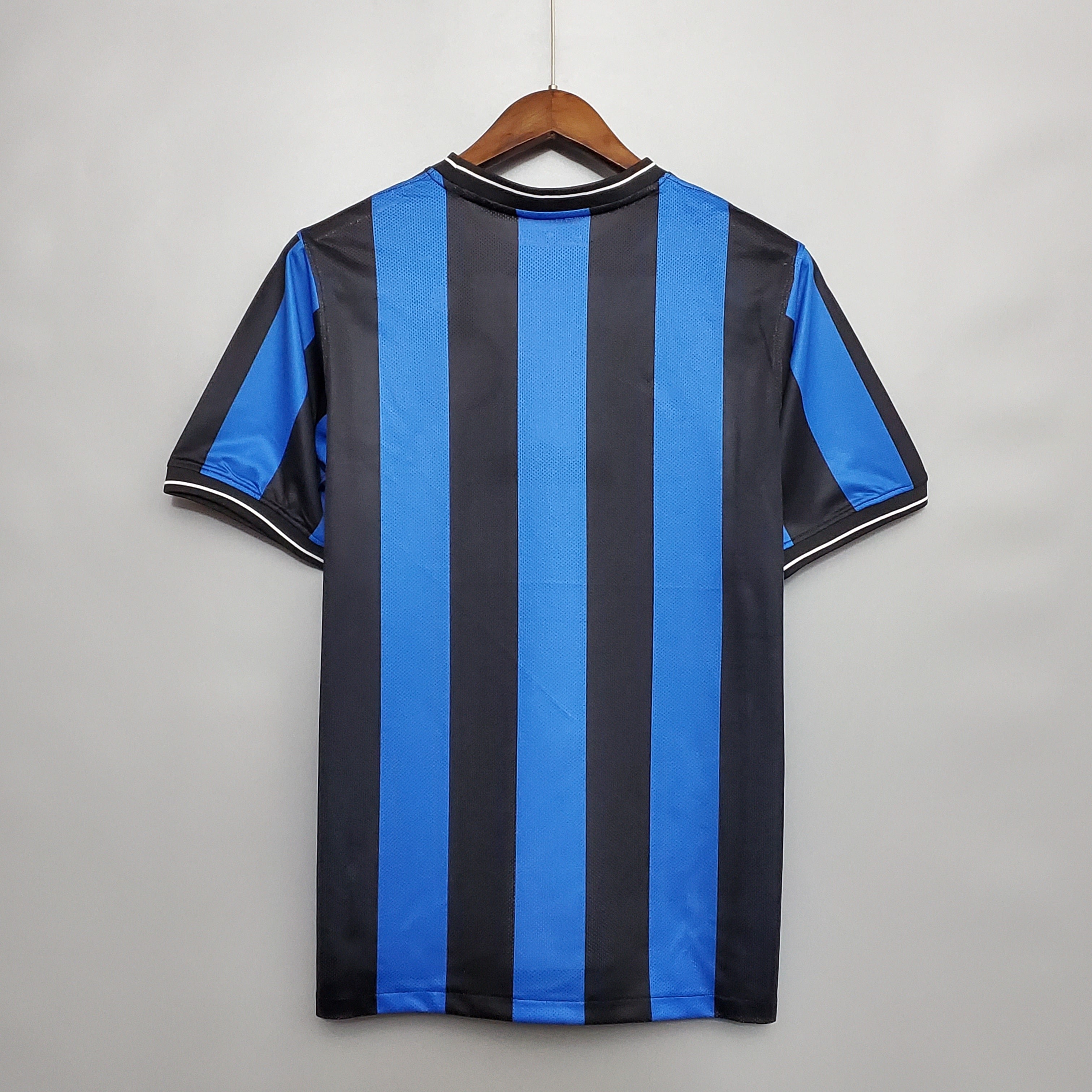 2000s Inter Milan Retro Football Shirt | Blue Black Home