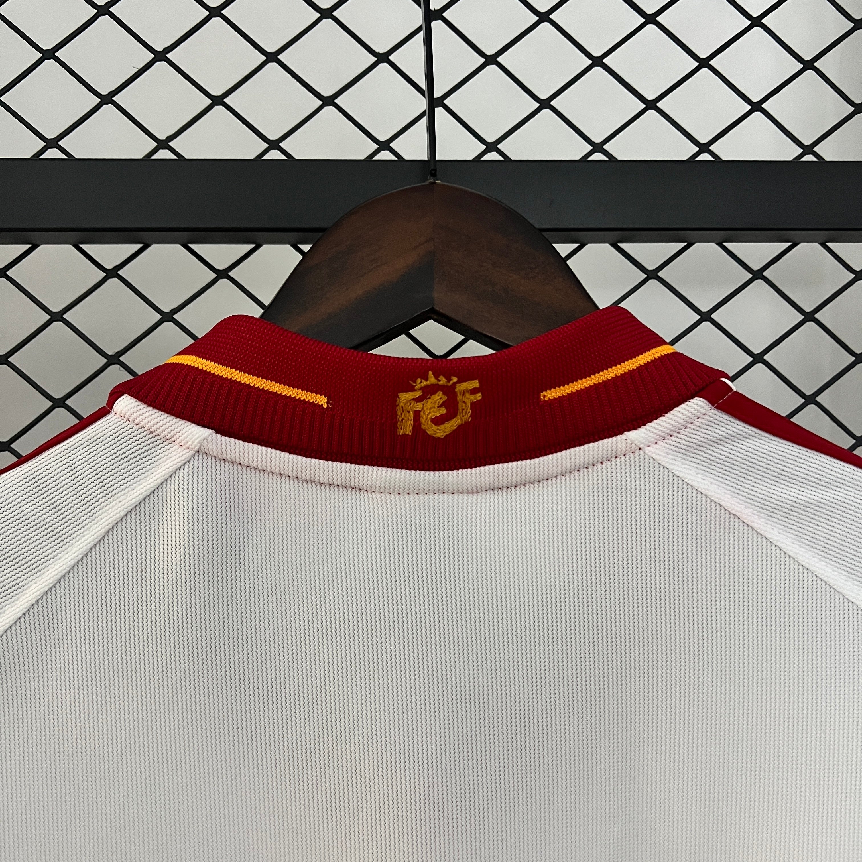 90s Spain Retro Football Shirt | White Maroon Home