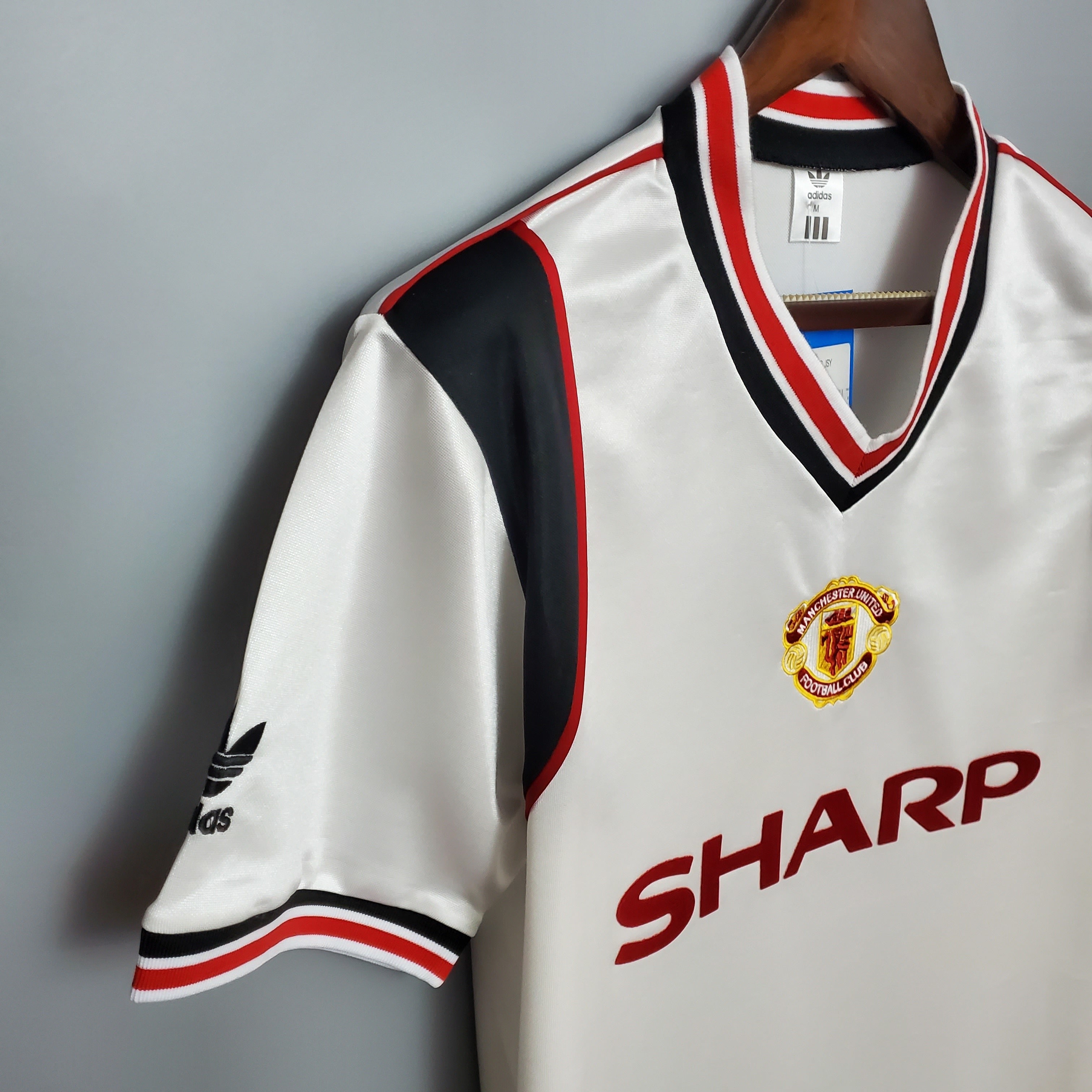 1990s Manchester United Retro Football Shirt | White Black Home