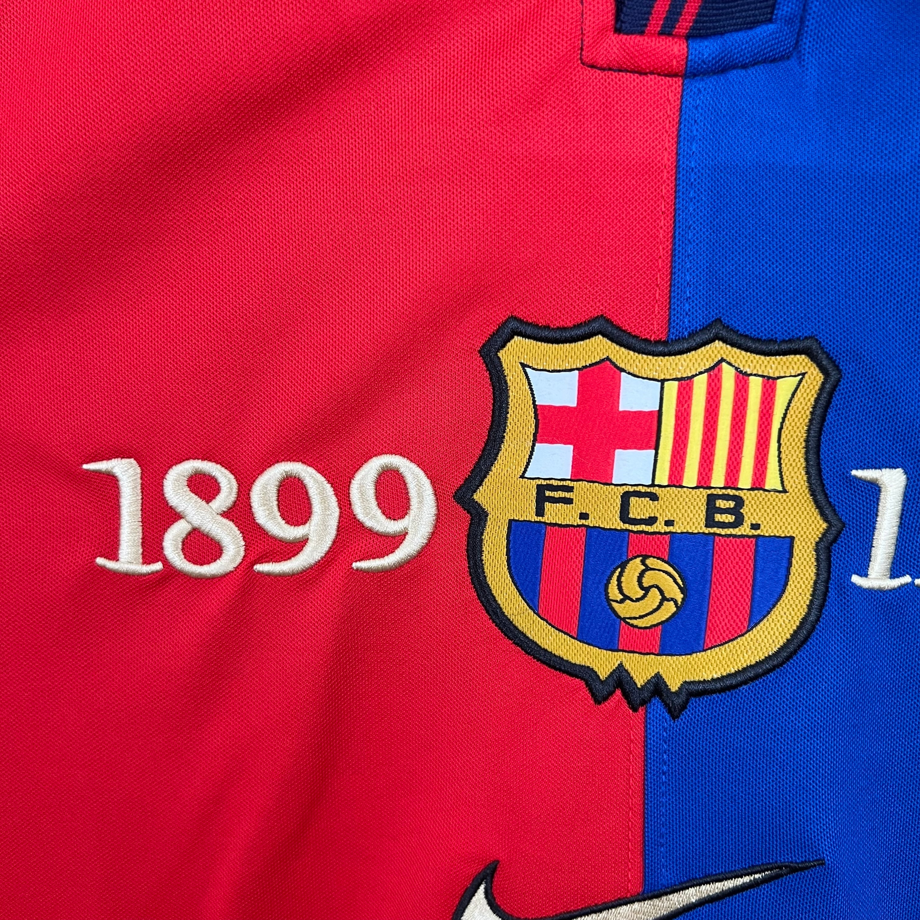 1990s Barcelona Retro Football Shirt | Red Blue Third