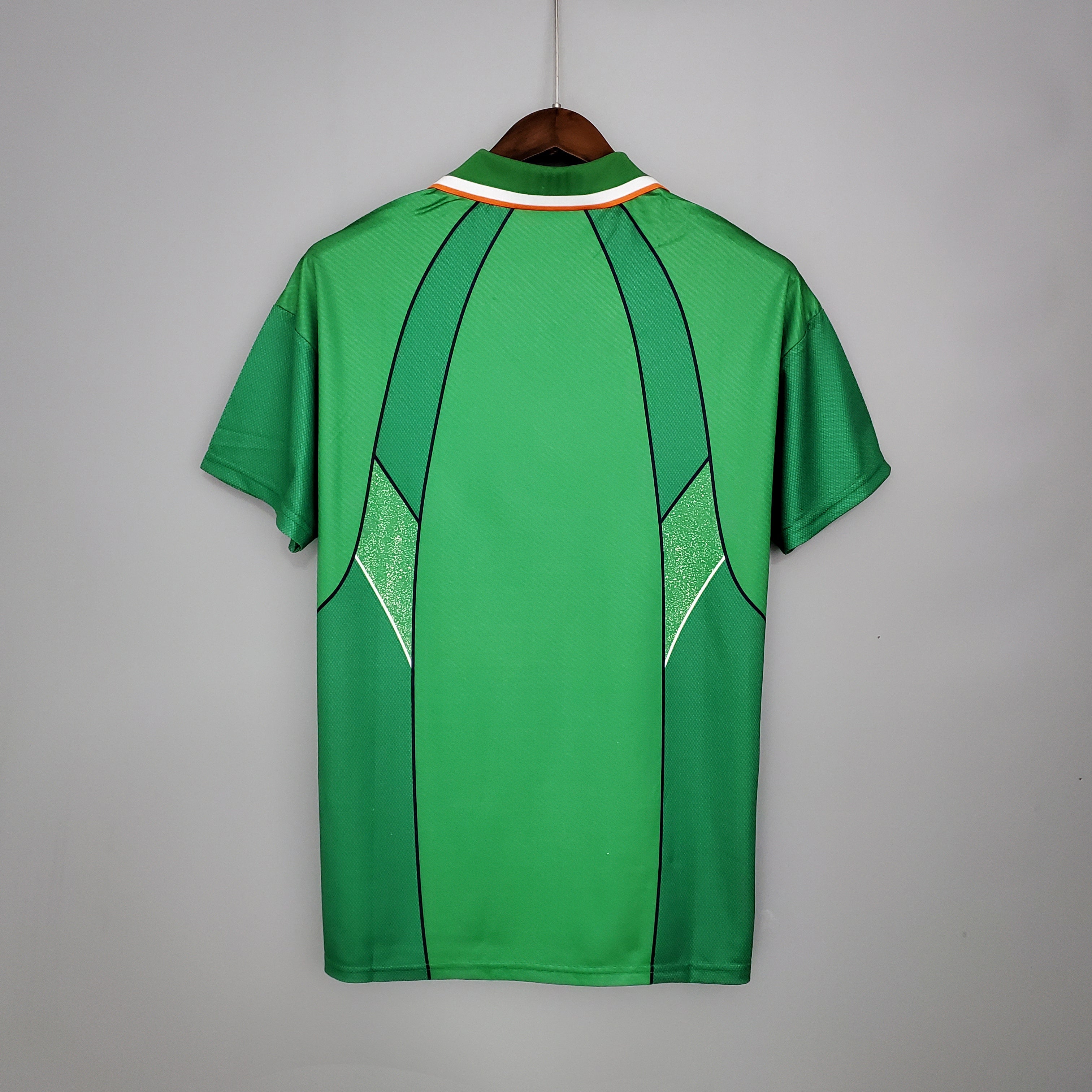 1990s Republic Of Ireland Retro Football Shirt | Green White Home