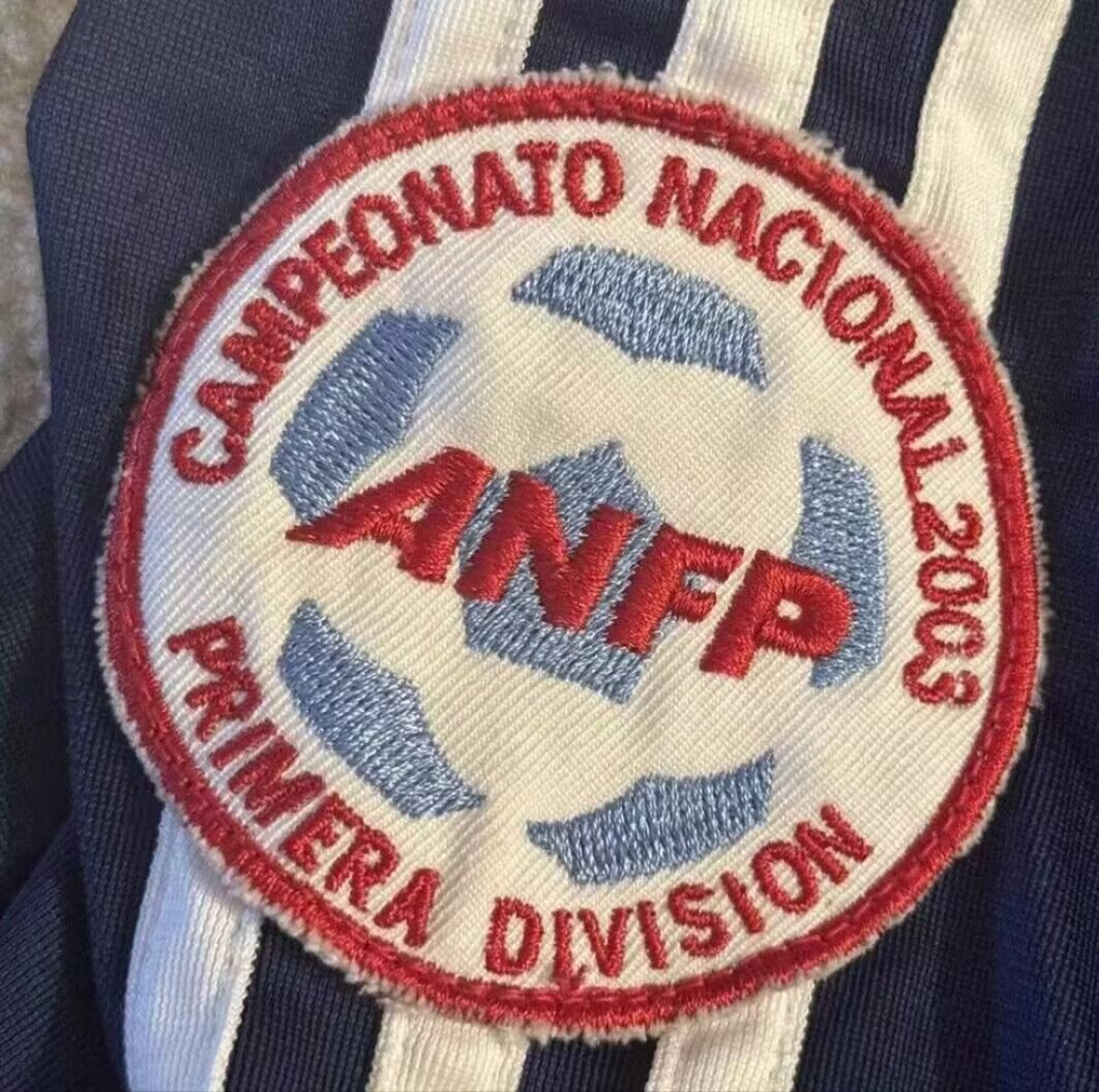 2000s Universidad De Chile Retro Football Shirt | White Navy Third