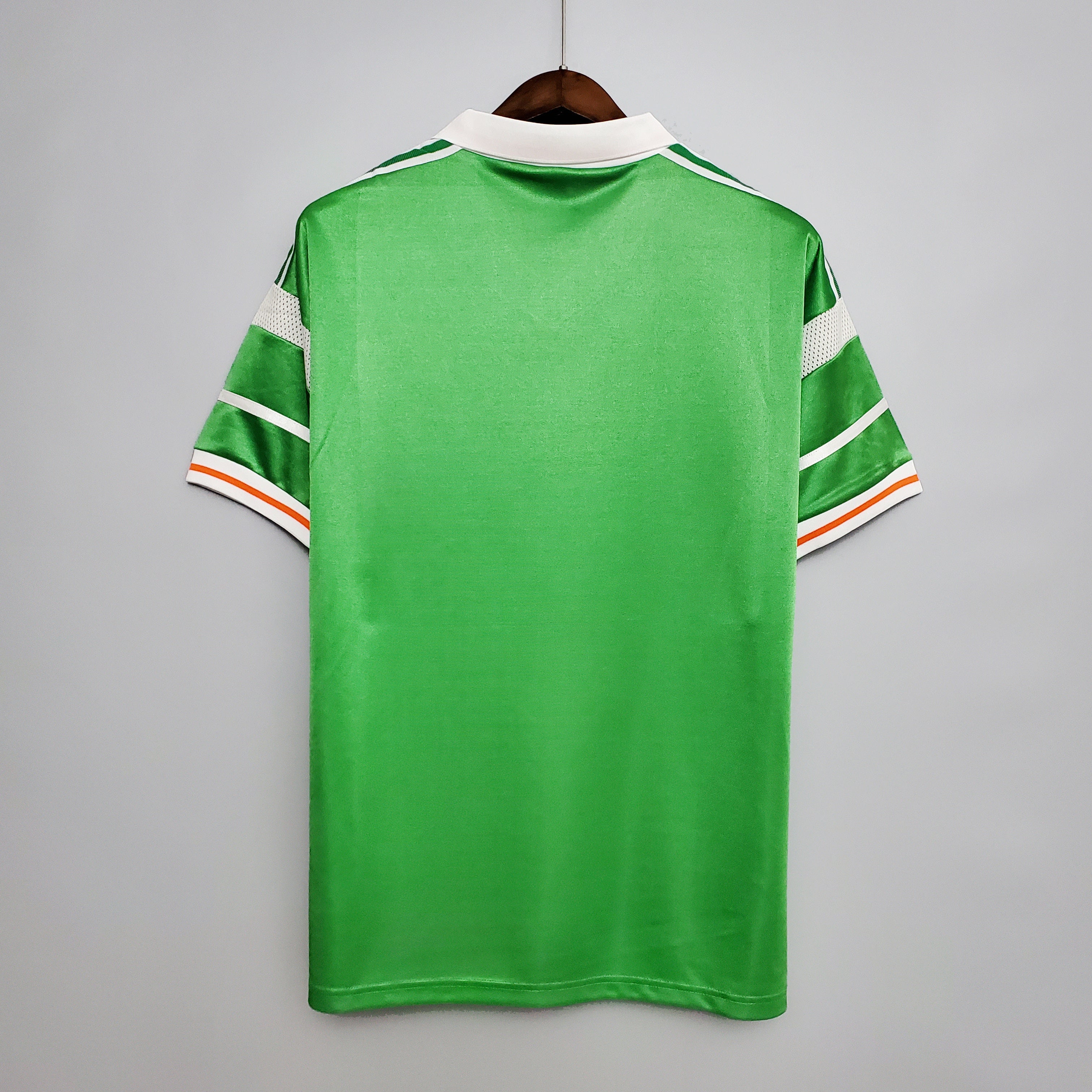 1980s Ireland Retro Football Shirt | Green White Home