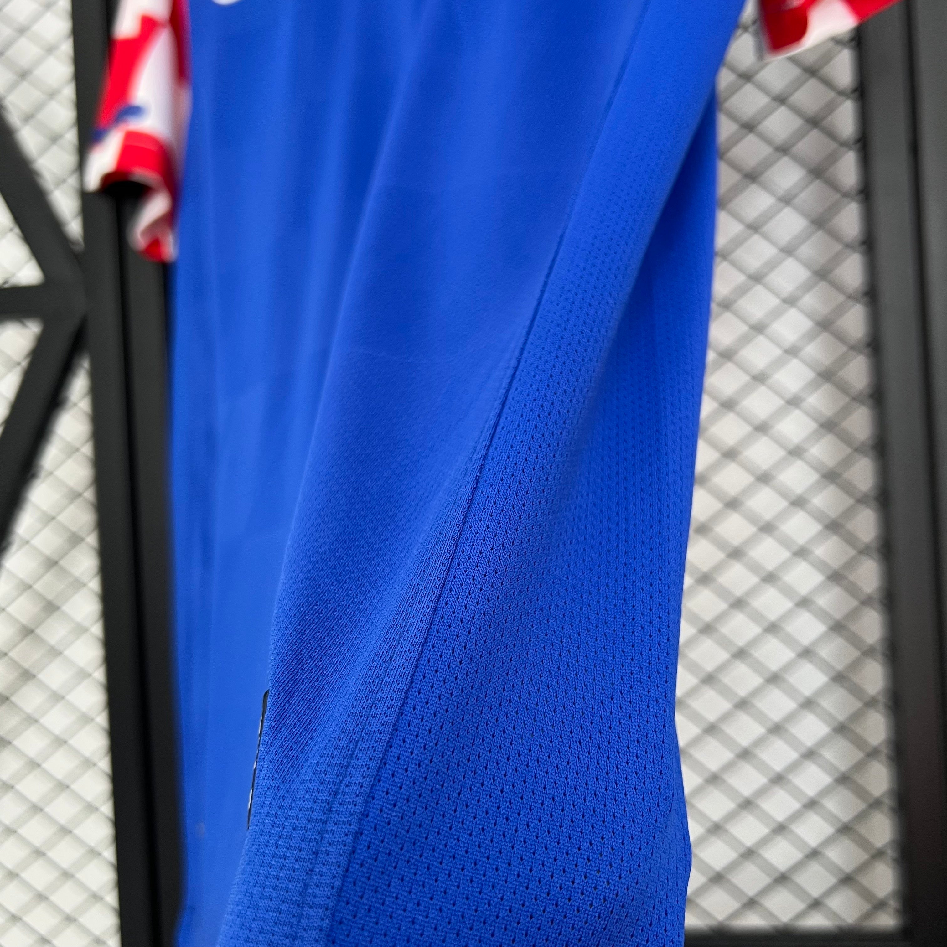 2010s Croatia Retro Football Shirt | Blue Red Home
