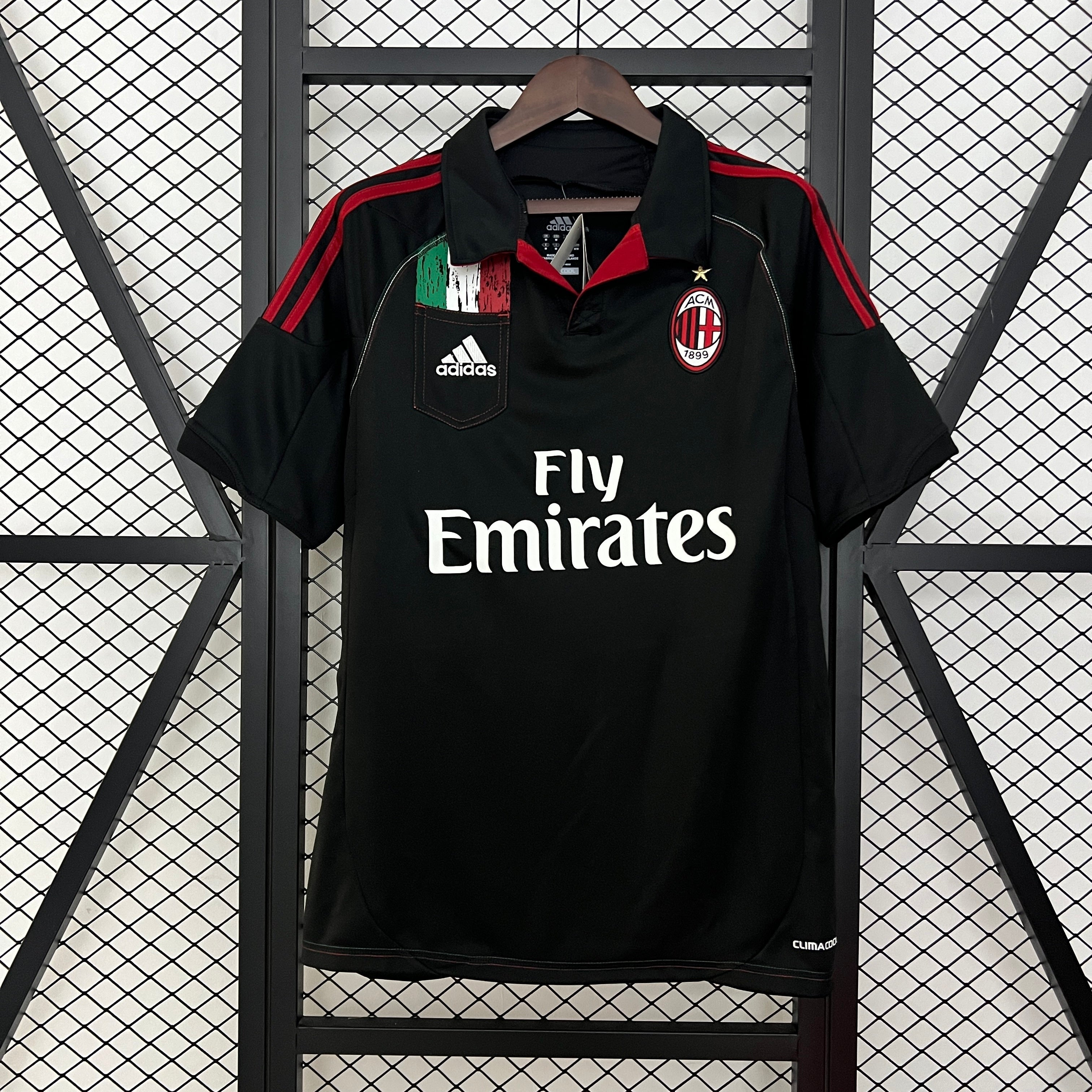 2010s AC Milan Retro Football Shirt | Black Red Home