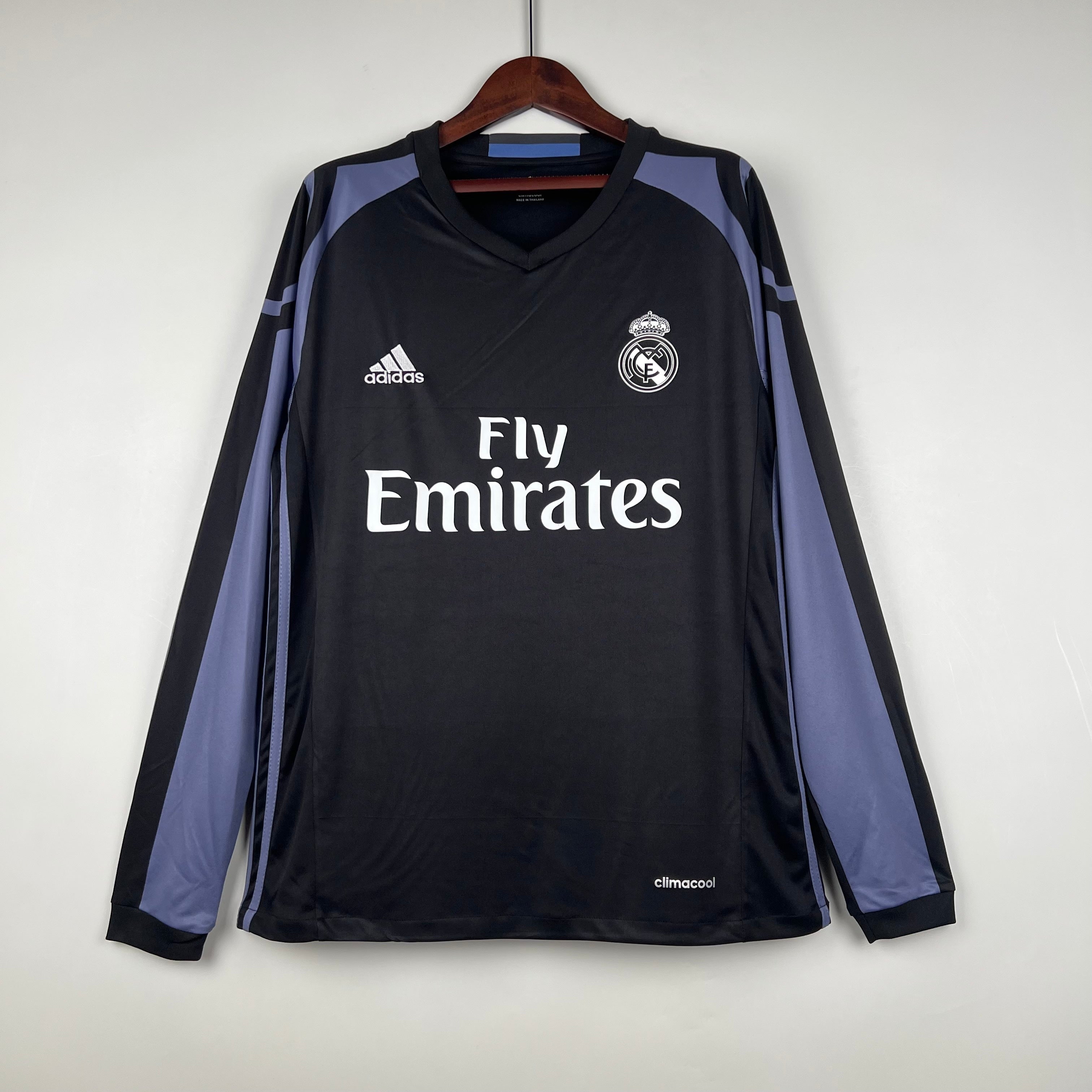 2010s Real Madrid Retro Football Shirt | Black Grey Home
