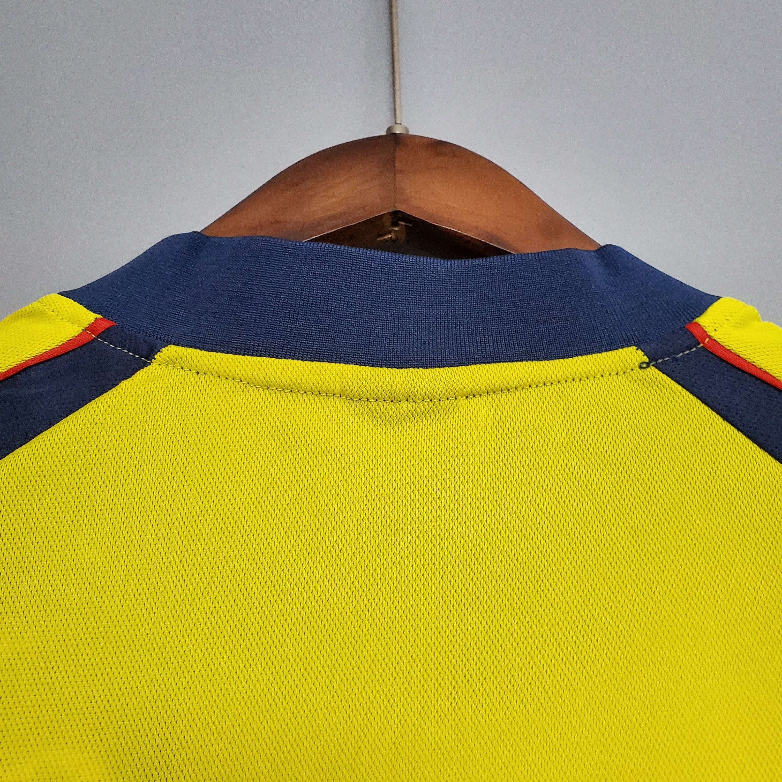 2000s Club America Retro Football Shirt | Yellow Navy Home