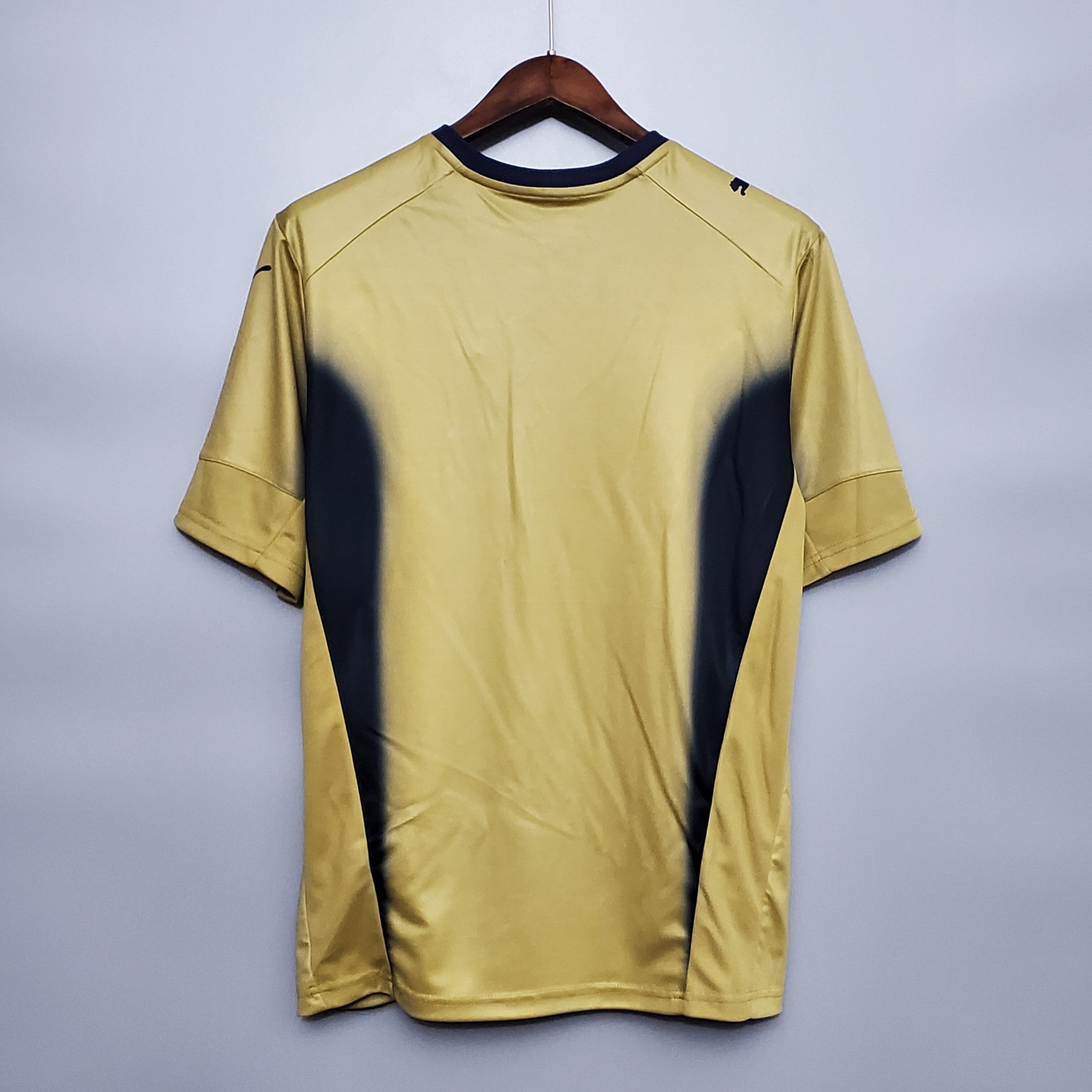 2000s Italy Retro Football Shirt | Gold Black Home