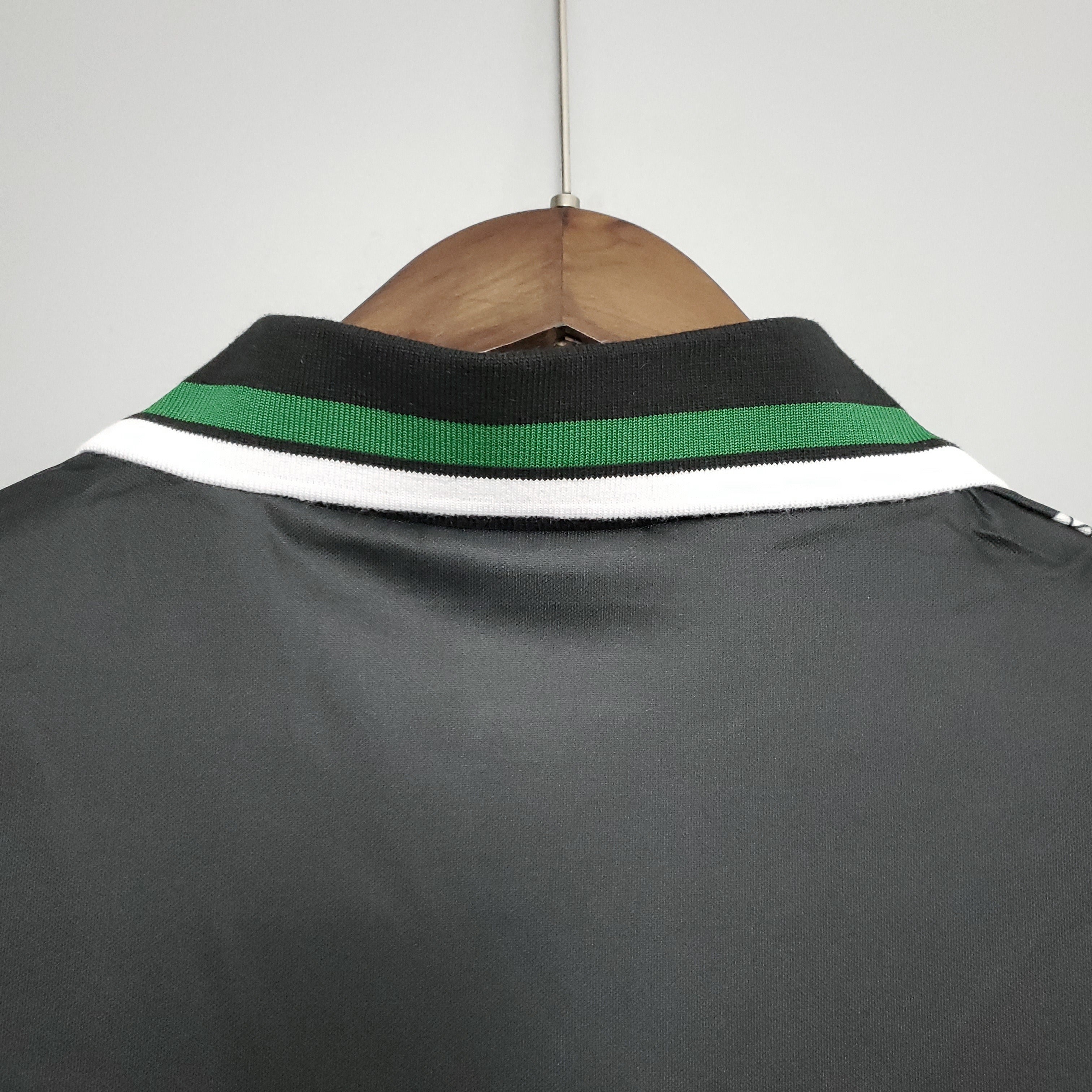 1990s Celtic Retro Football Shirt | Green Black Home