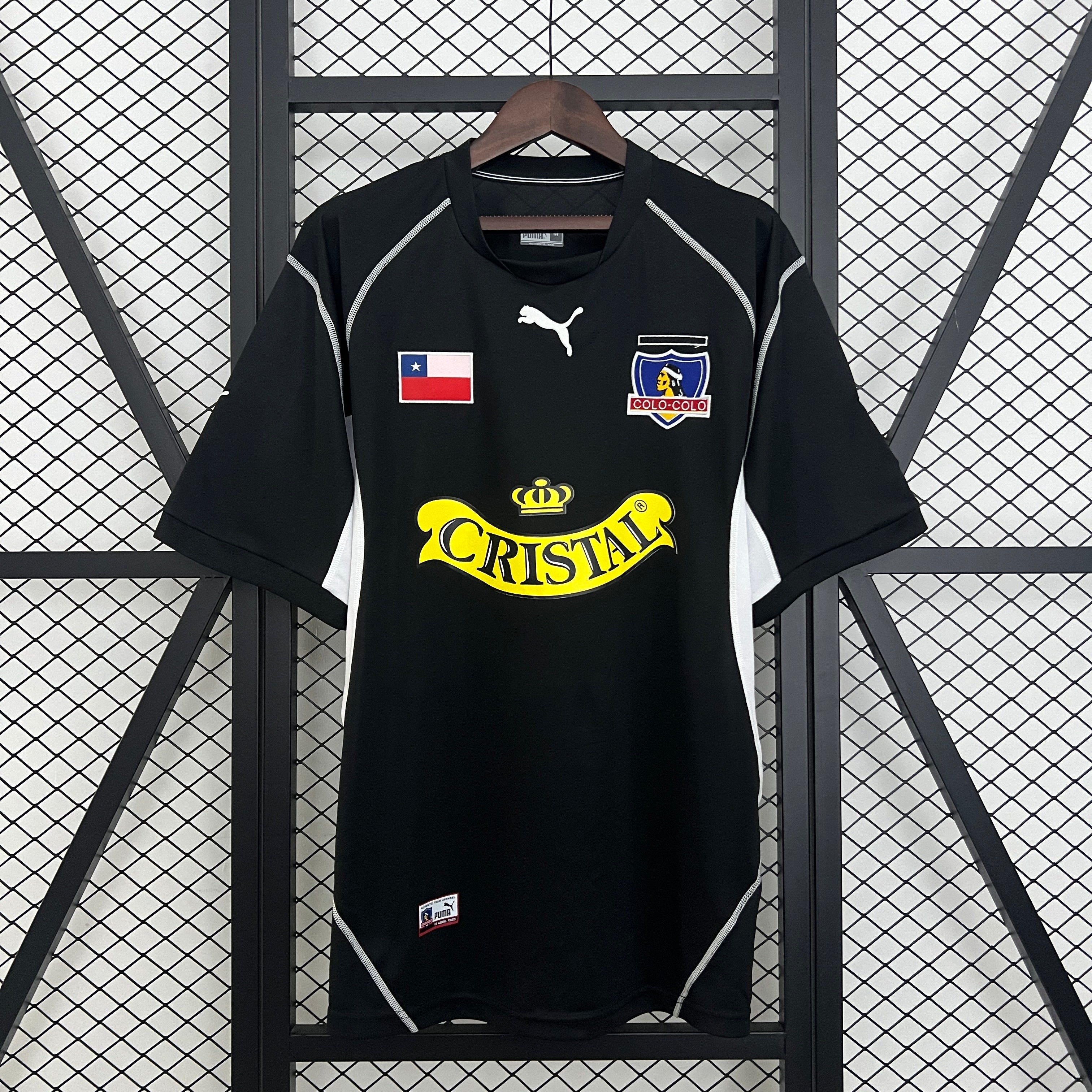 2000s Colo-Colo Retro Football Shirt | Black White Home