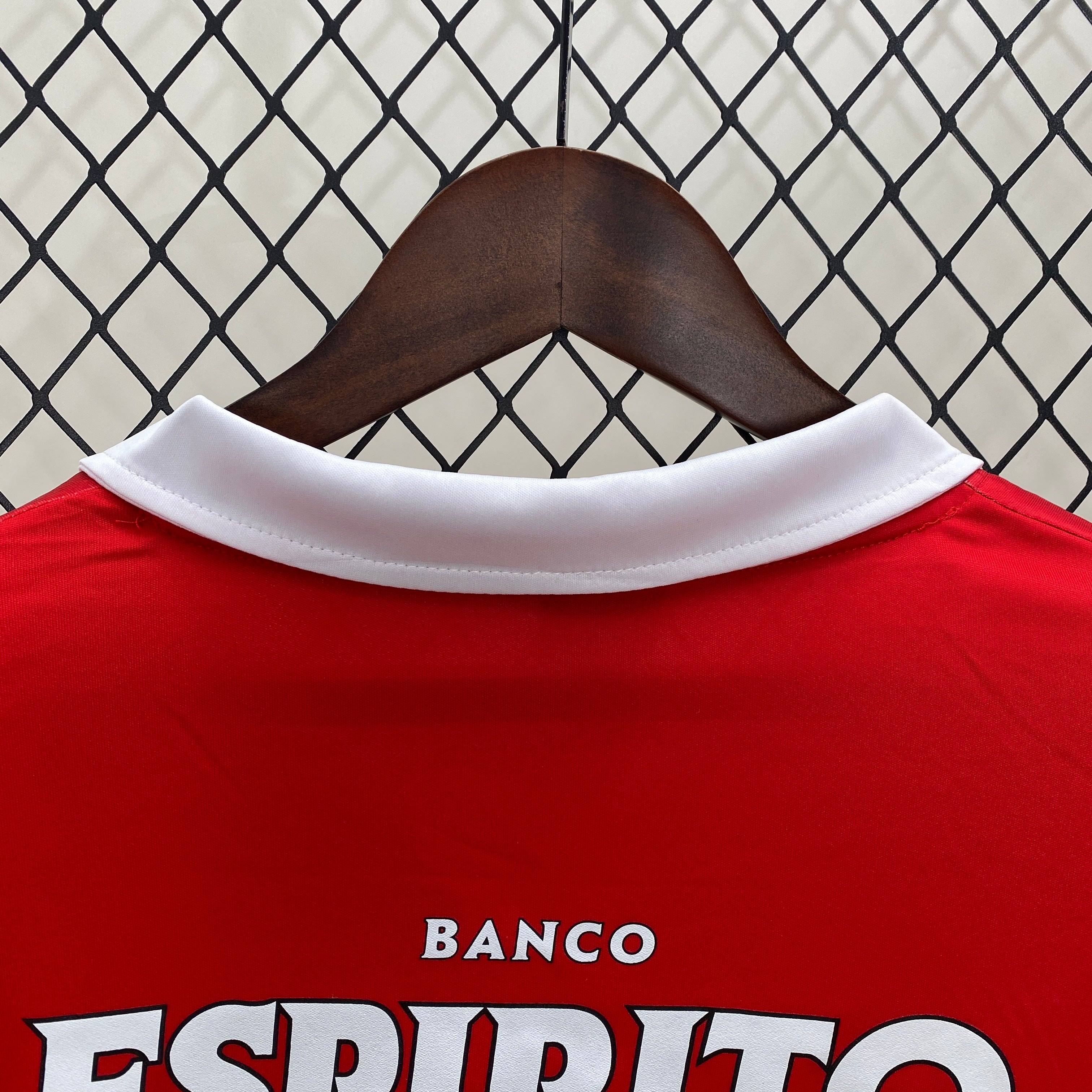 1990s Benfica Retro Football Shirt | Red White Home