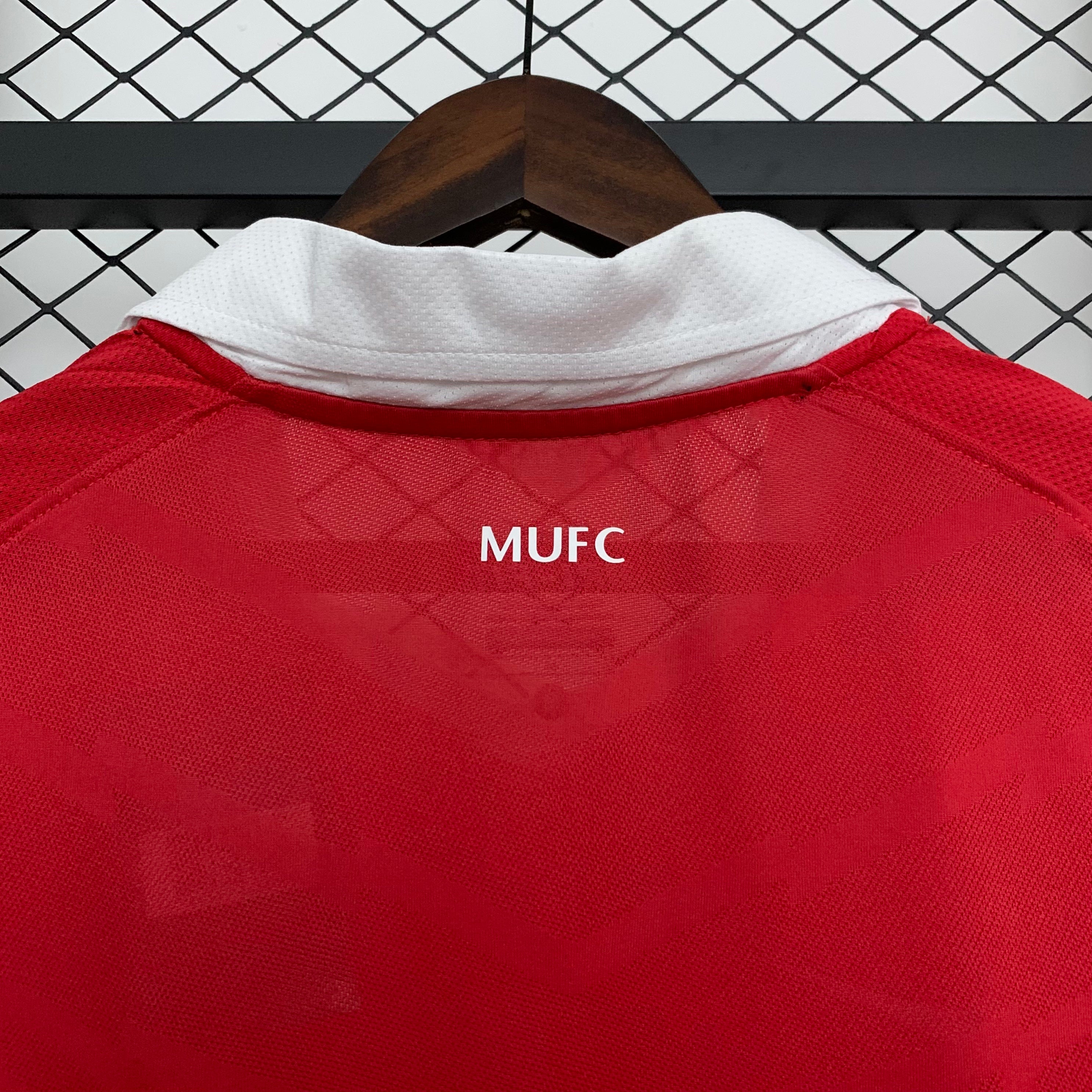 2010s Manchester United Retro Football Shirt | Red White Home