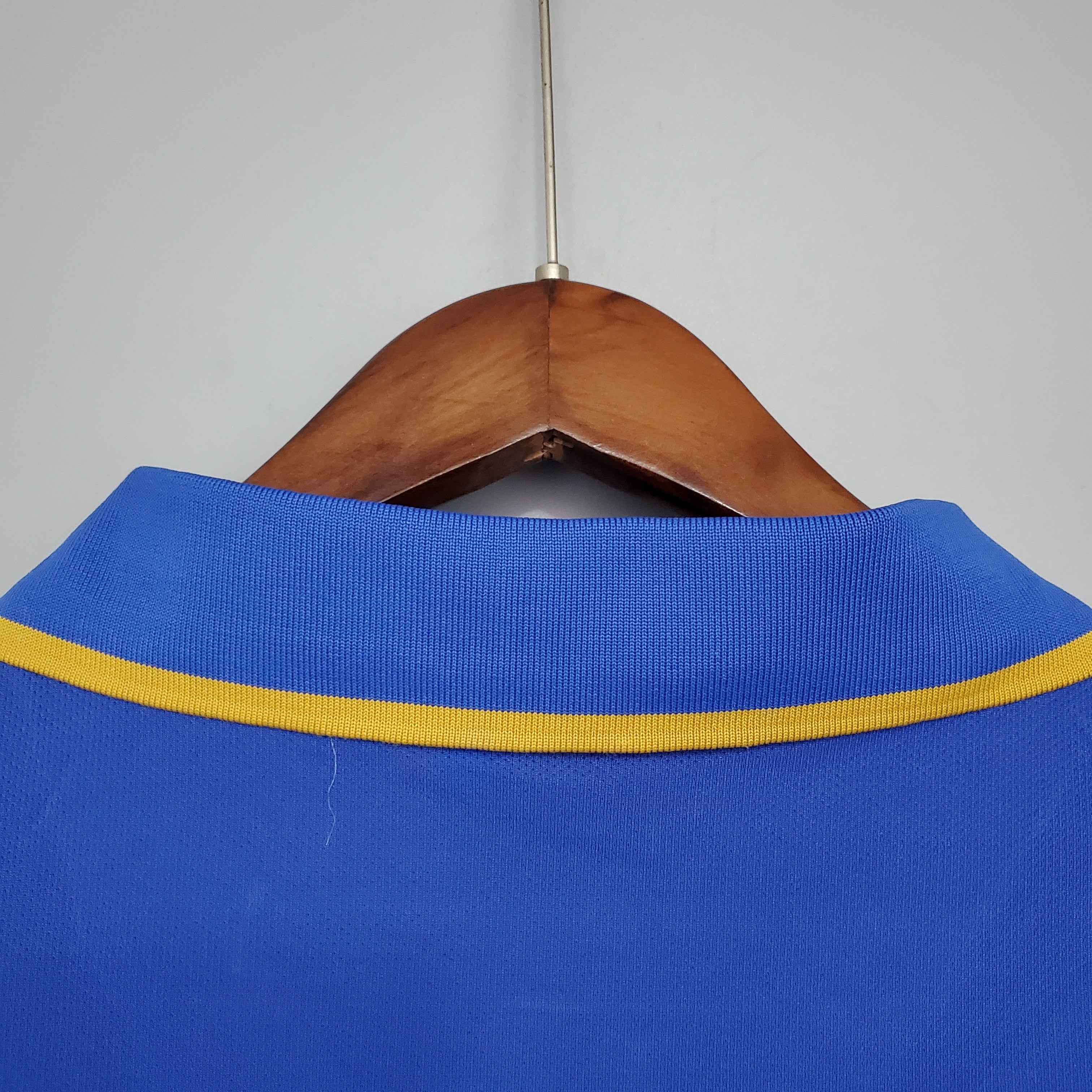 1990s Italy Retro Football Shirt | Blue Yellow Home