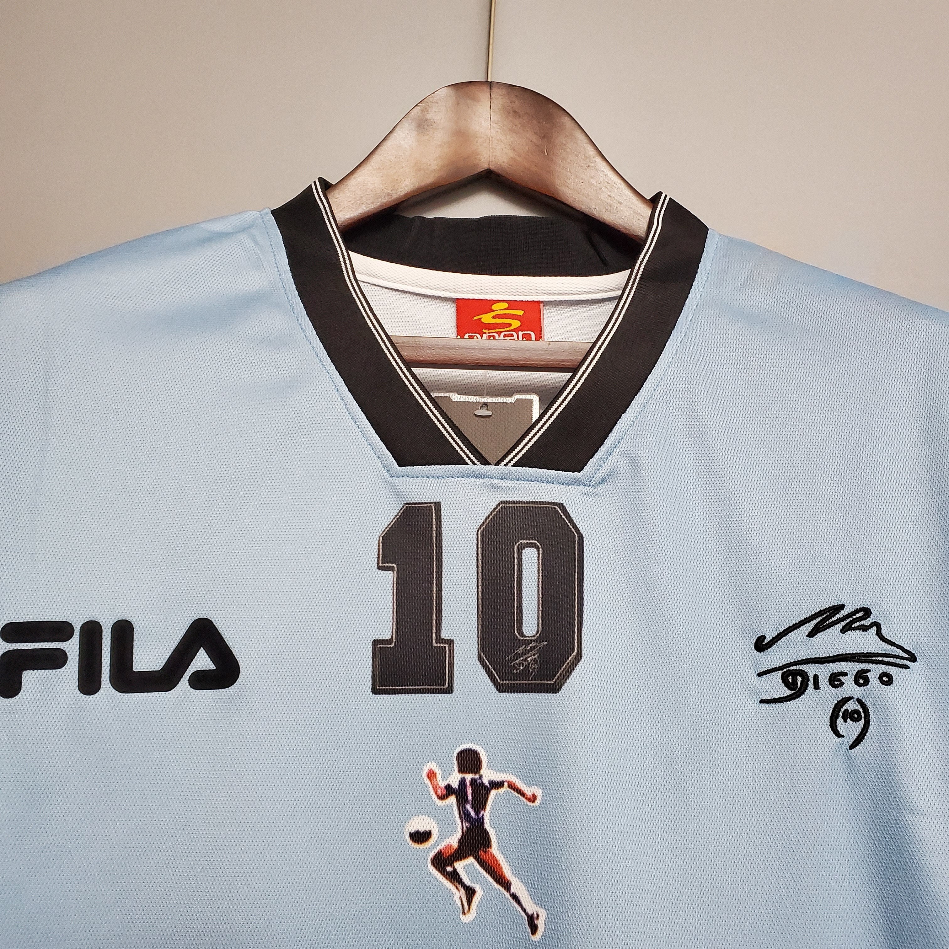 1990s Argentina Retro Football Shirt | Sky Blue Black Home