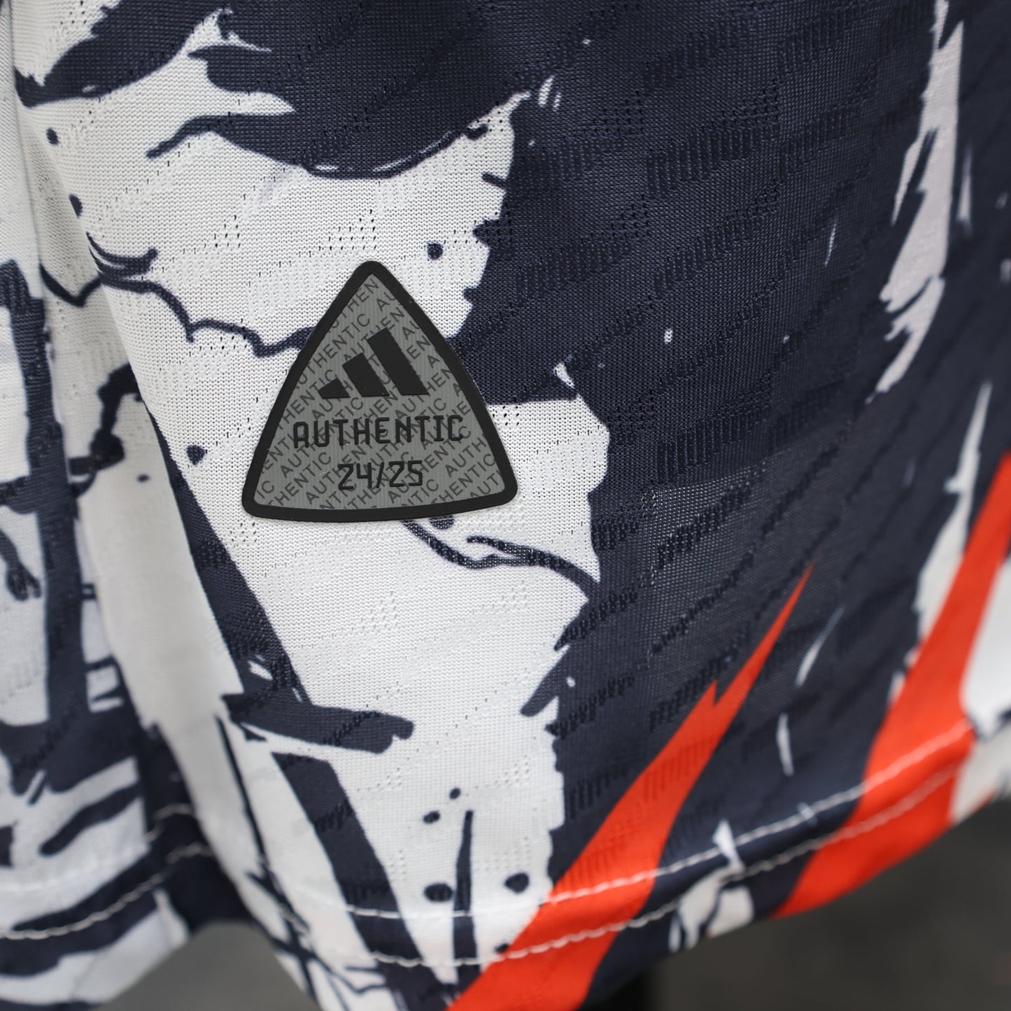 Japan 24/25 Player Edition Football Jersey
