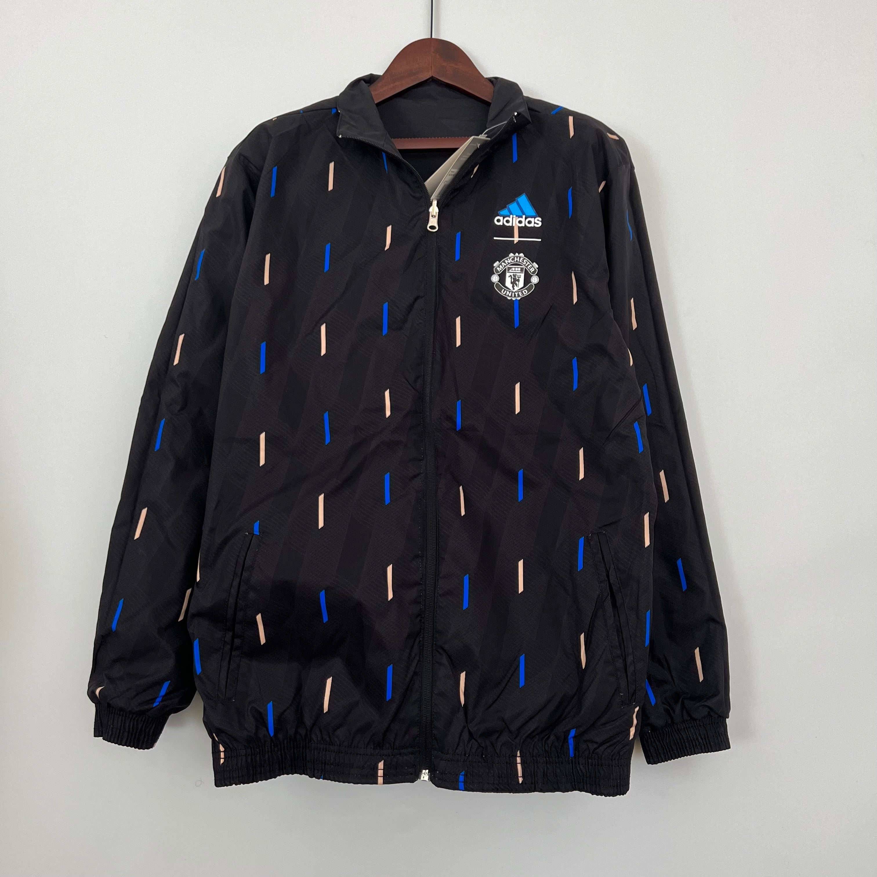 Manchester United 23/24 Reversible Jacket