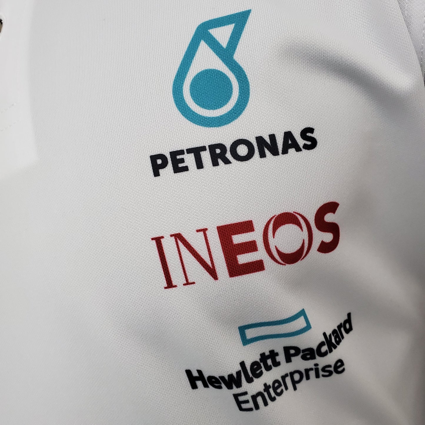 Mercedes F1 2023 Player Fit Polo – Petronas | White