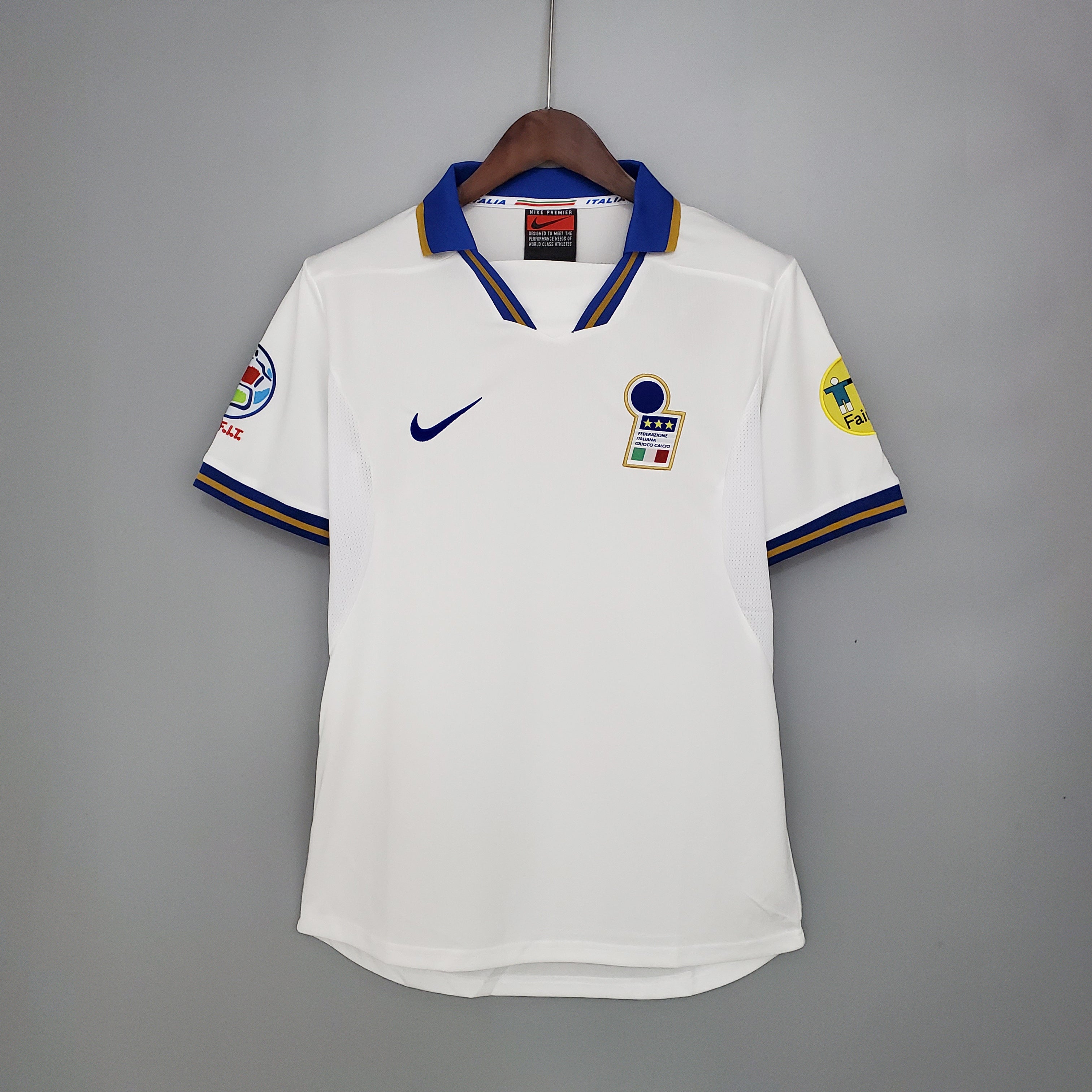 1990s Italy Retro Football Shirt | White Blue Home