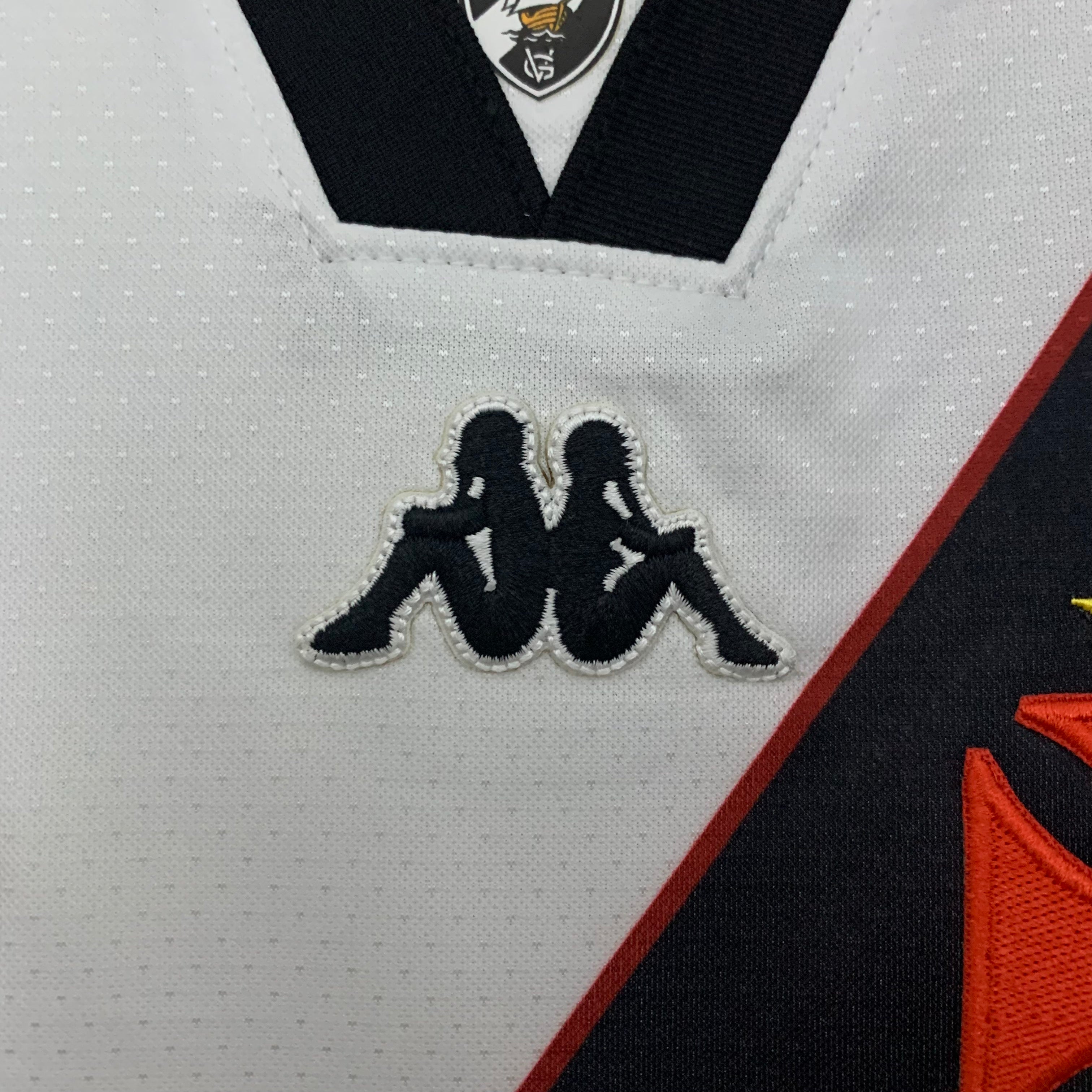 1990s Vasco da Gama Retro Football Shirt | White Black Home