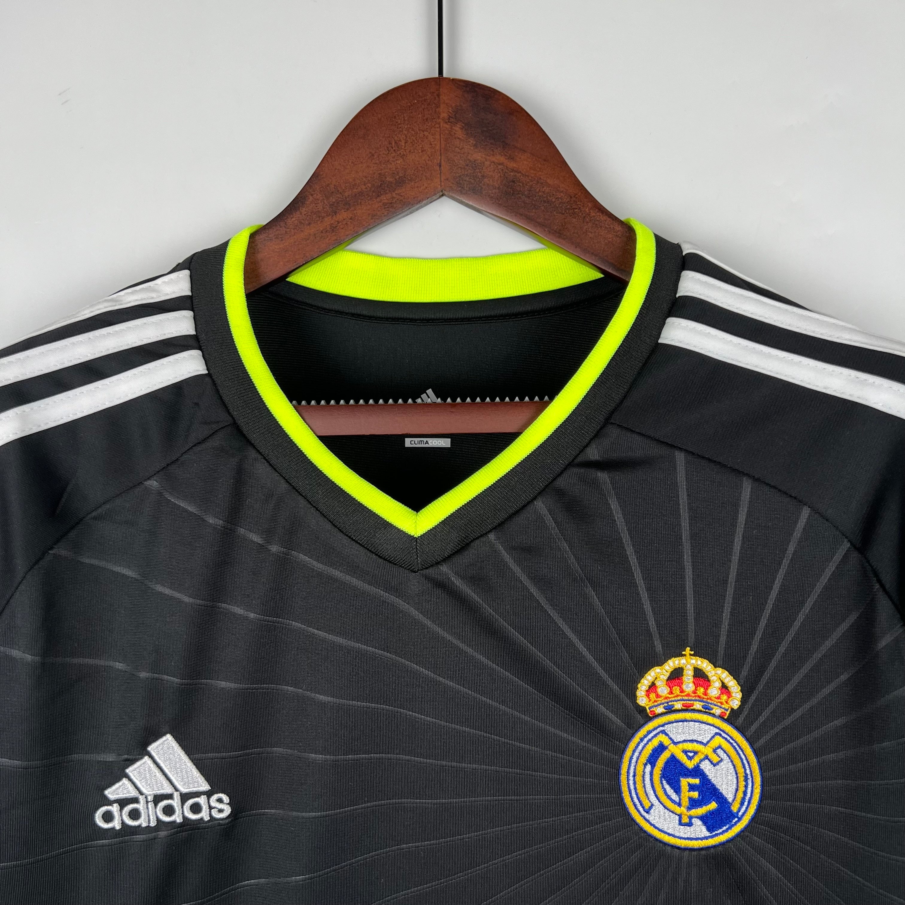 2000s Real Madrid Retro Football Shirt | Black Neon Home