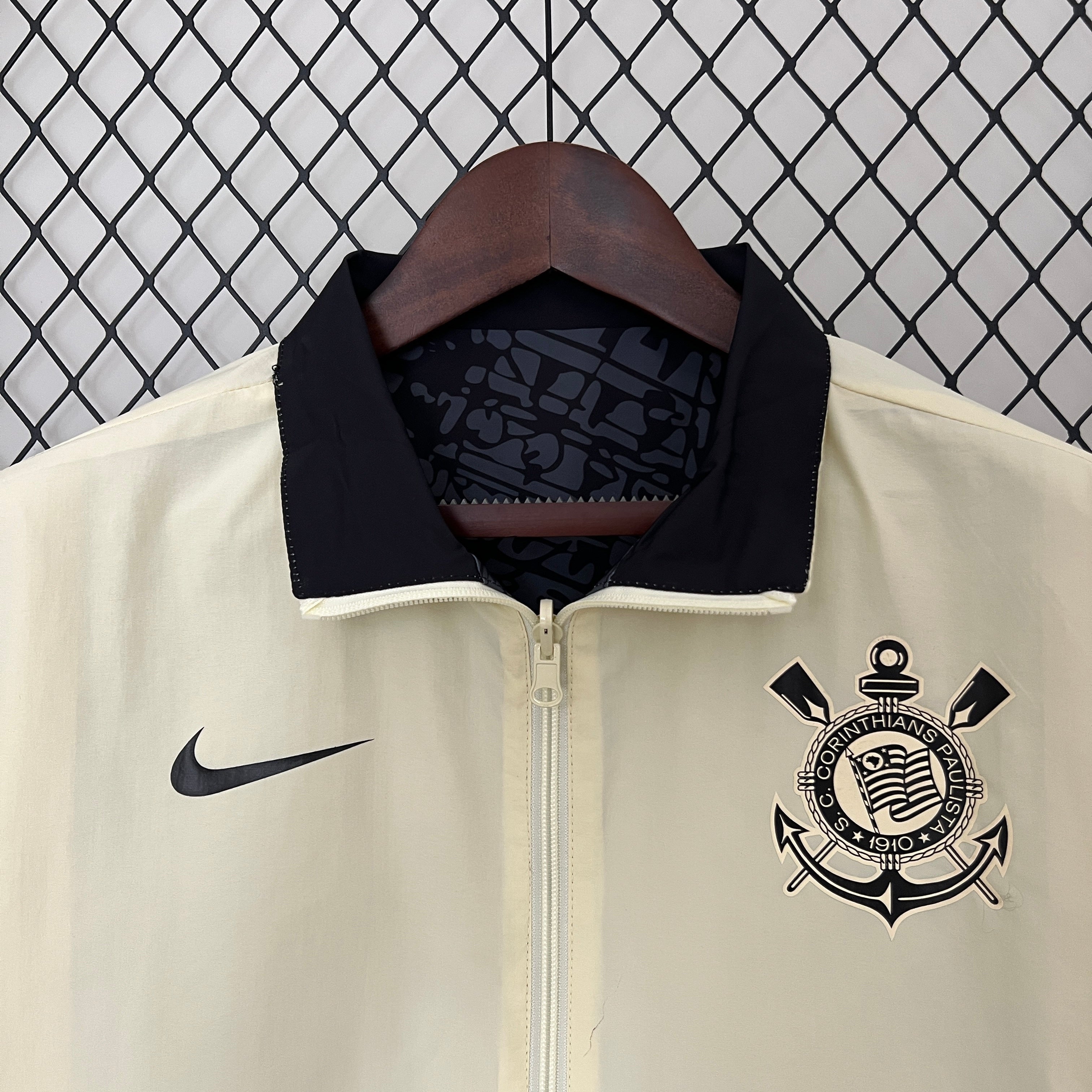 Corinthians 23/24 Reversible Jacket