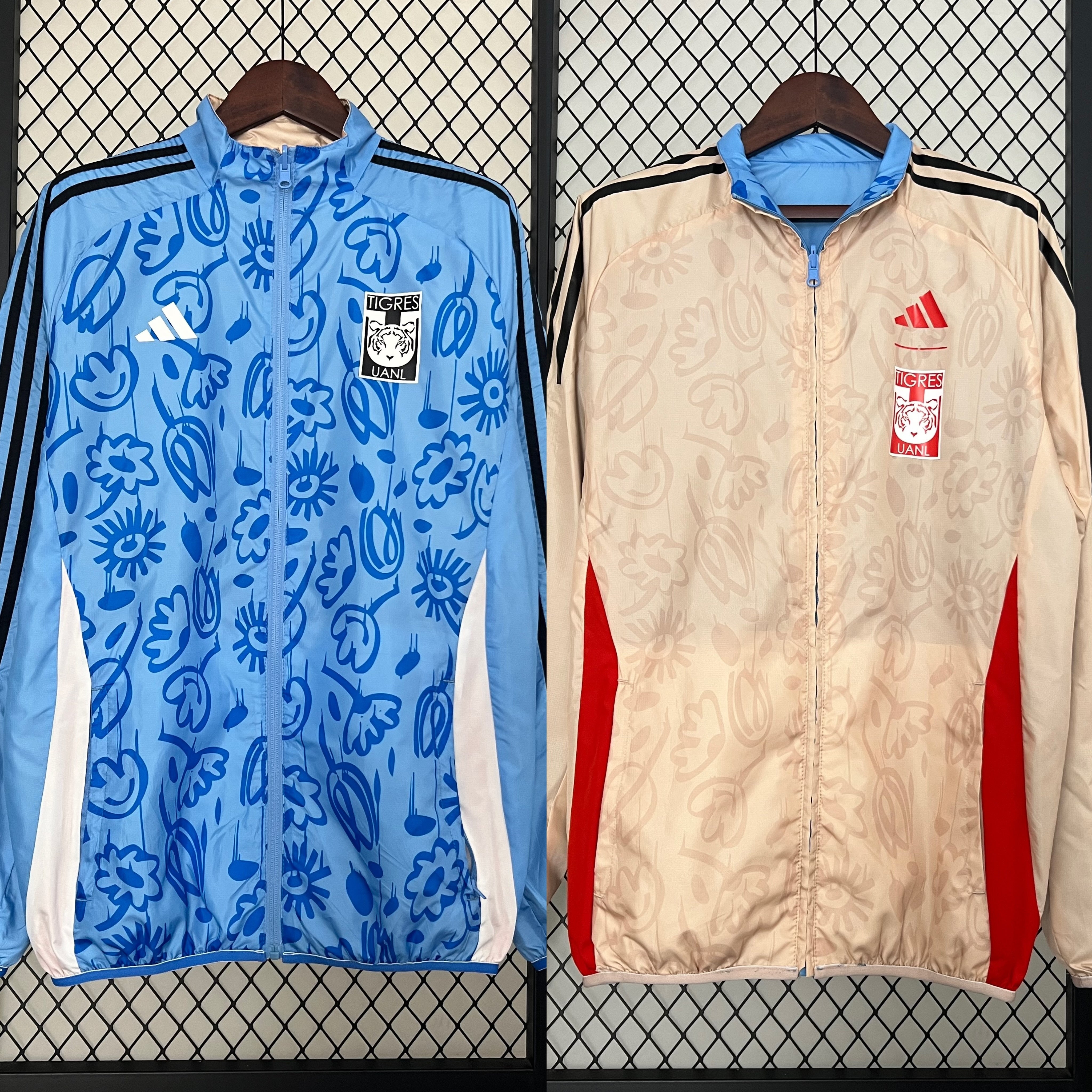 Manchester United 23/24 Reversible Jacket