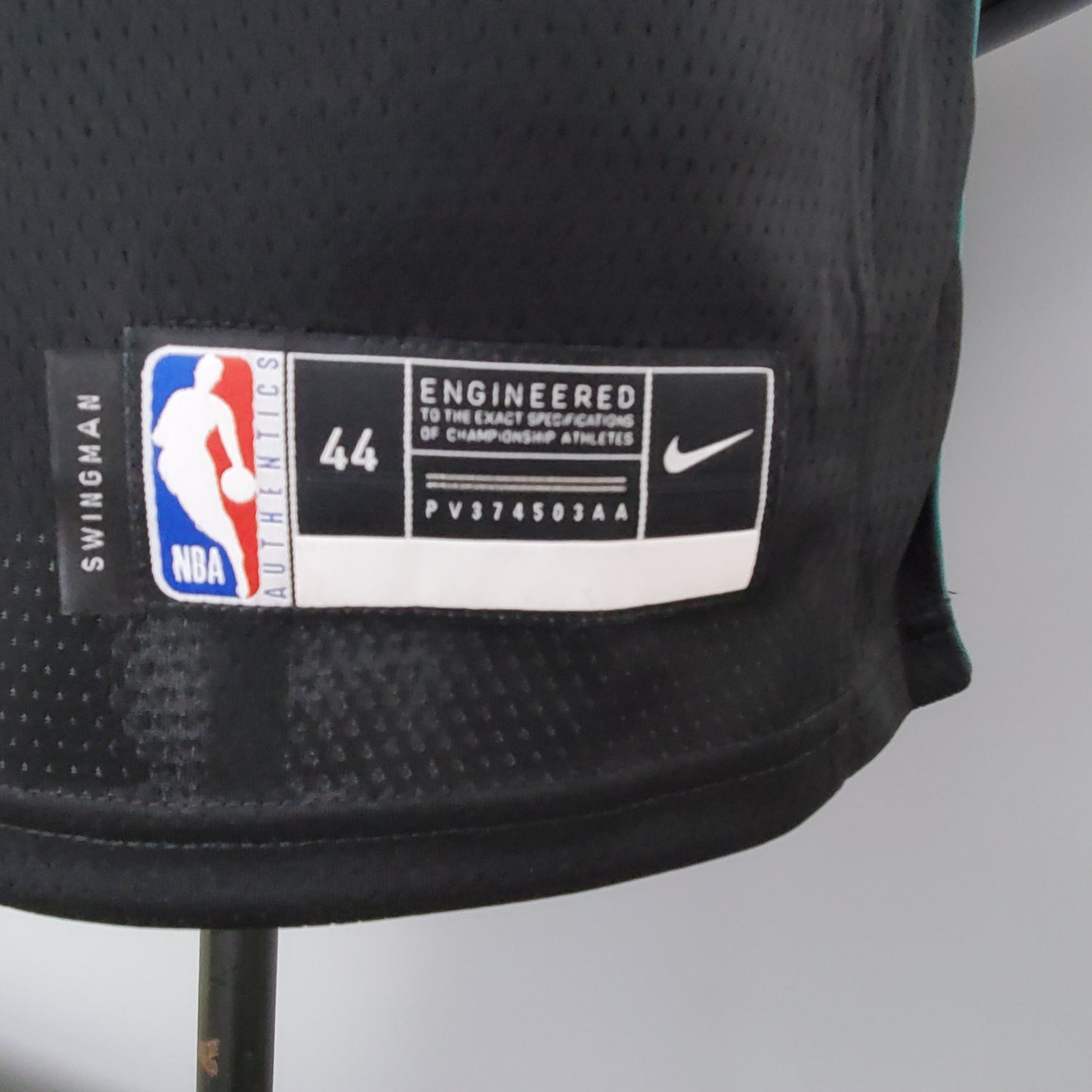 2023 Dallas Mavericks Dončić #77 Swingman Edition Jersey