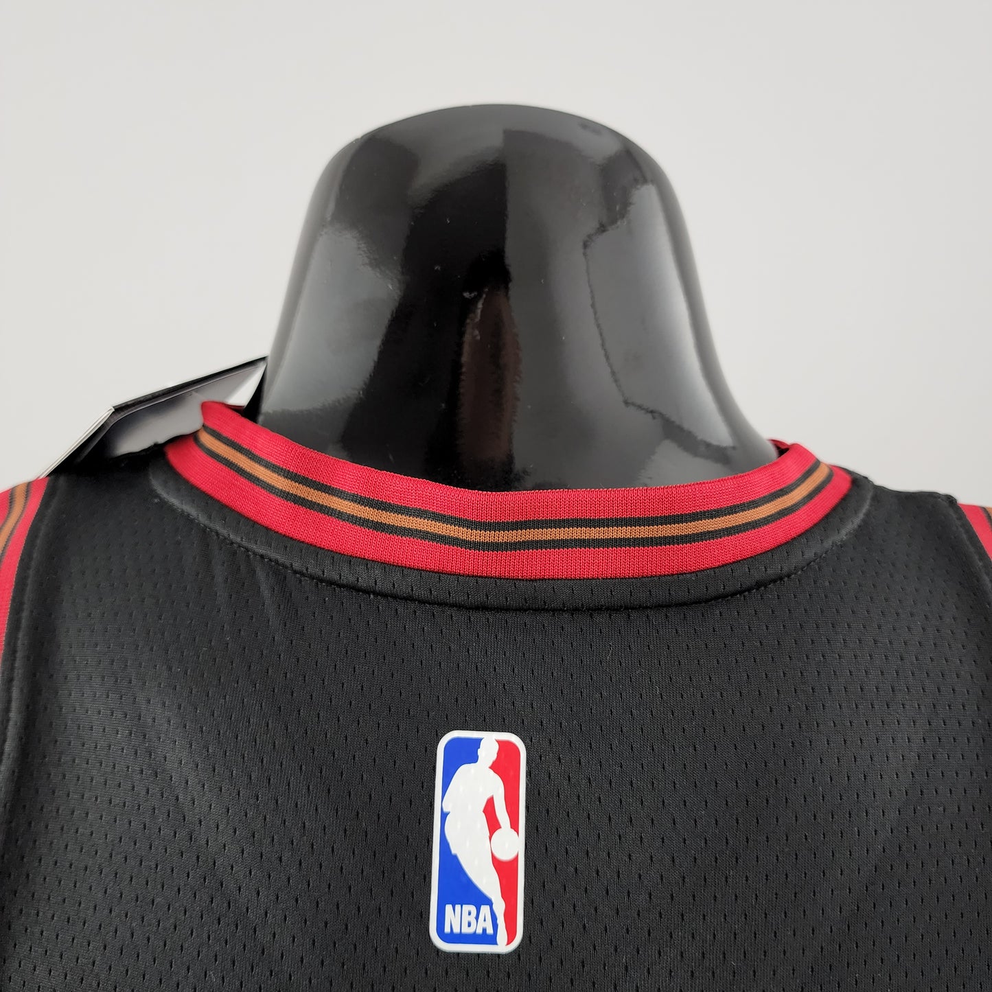 2001 Philadelphia Iverson #3 Retro Basketball Jersey