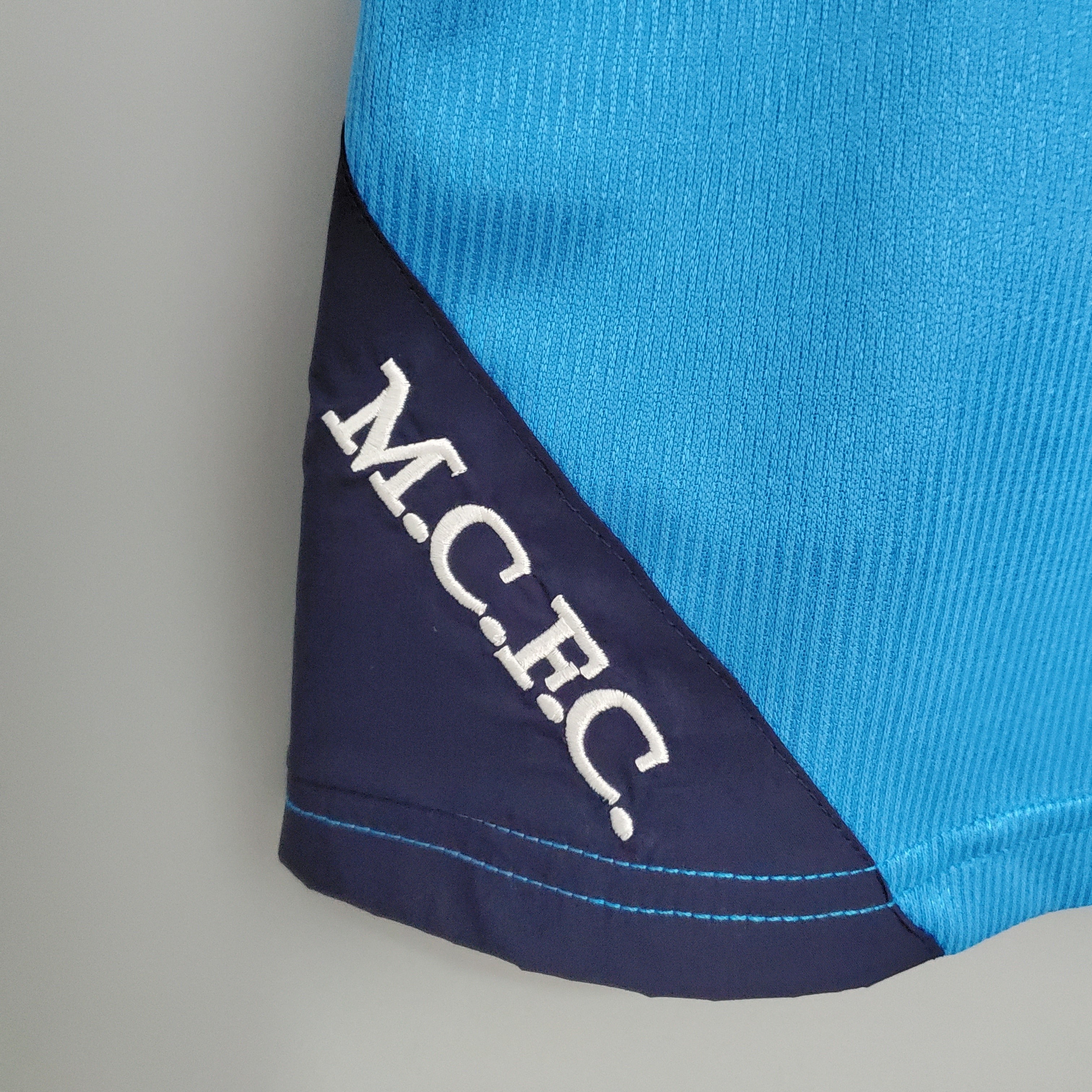 1990s Manchester City Retro Football Shirt | Sky Blue White Home