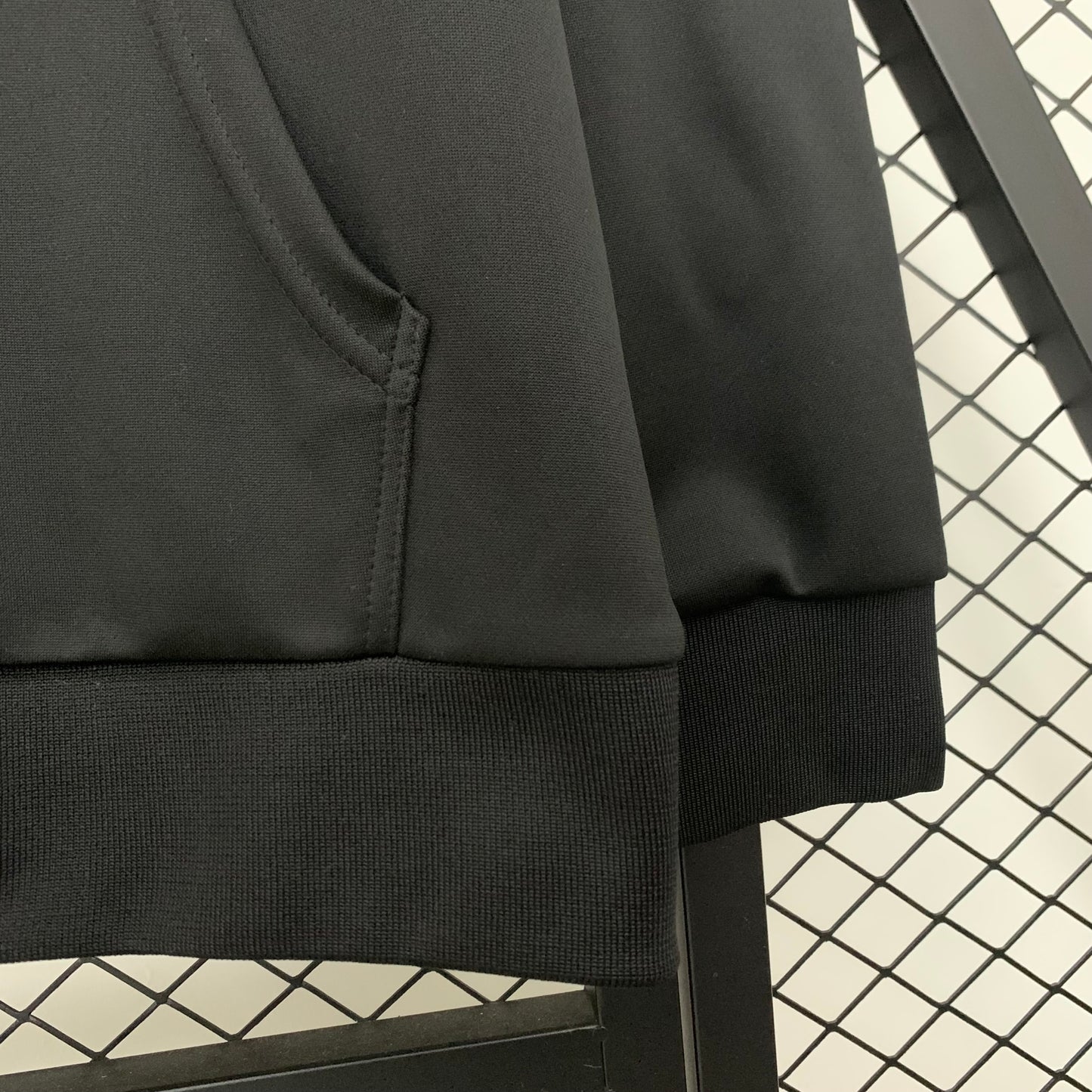 Mercedes AMG F1 2023 Hoodie – Team Edition | Black