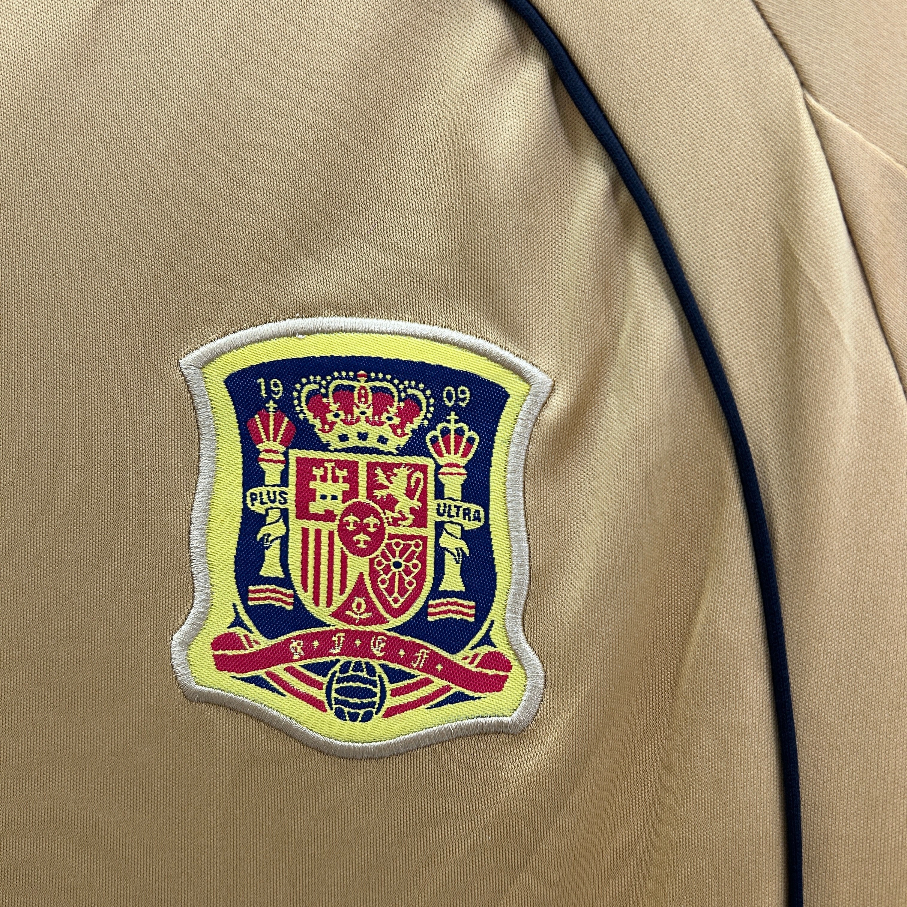 2000s Spain Retro Football Shirt | Yellow Black Home