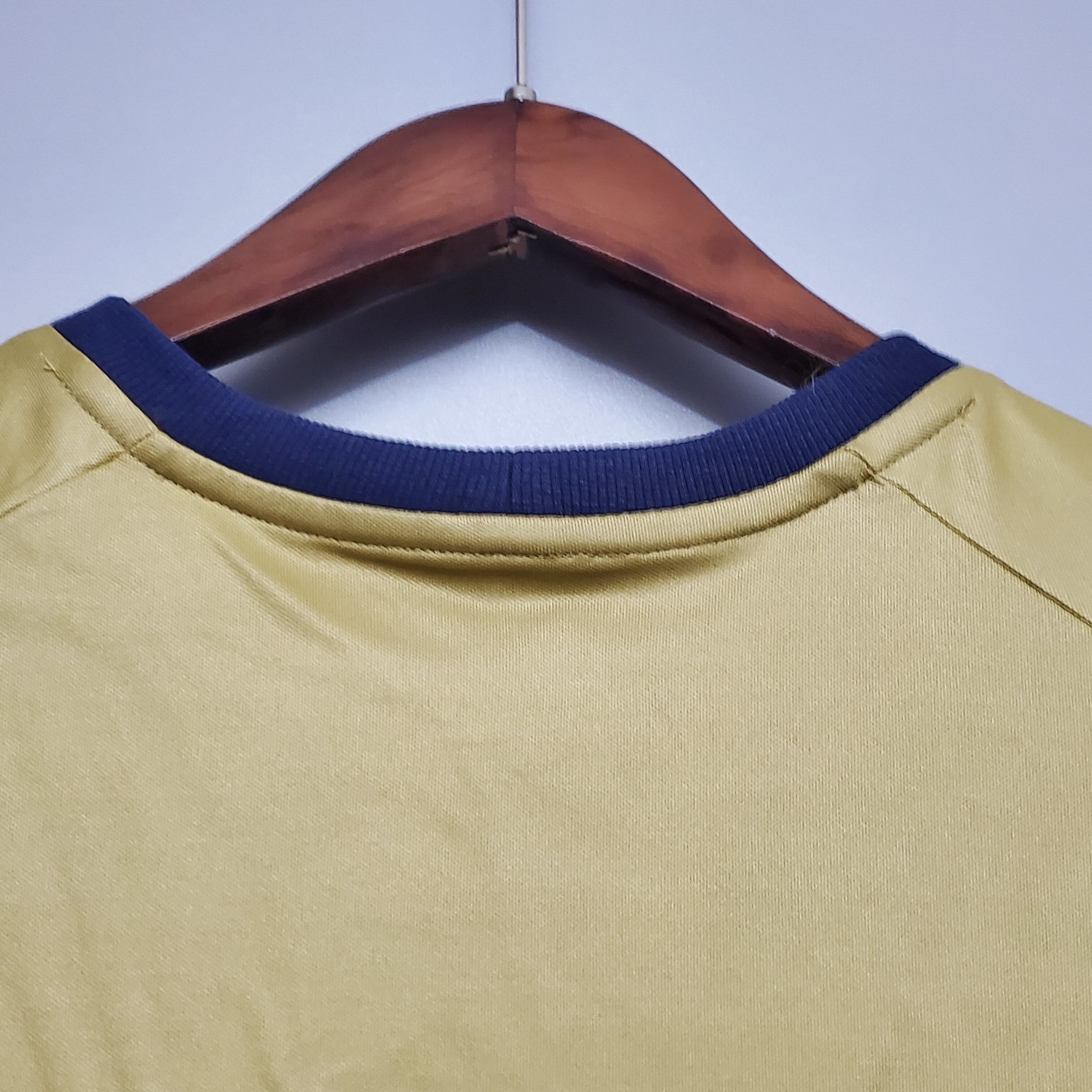 2000s Italy Retro Football Shirt | Gold Black Home