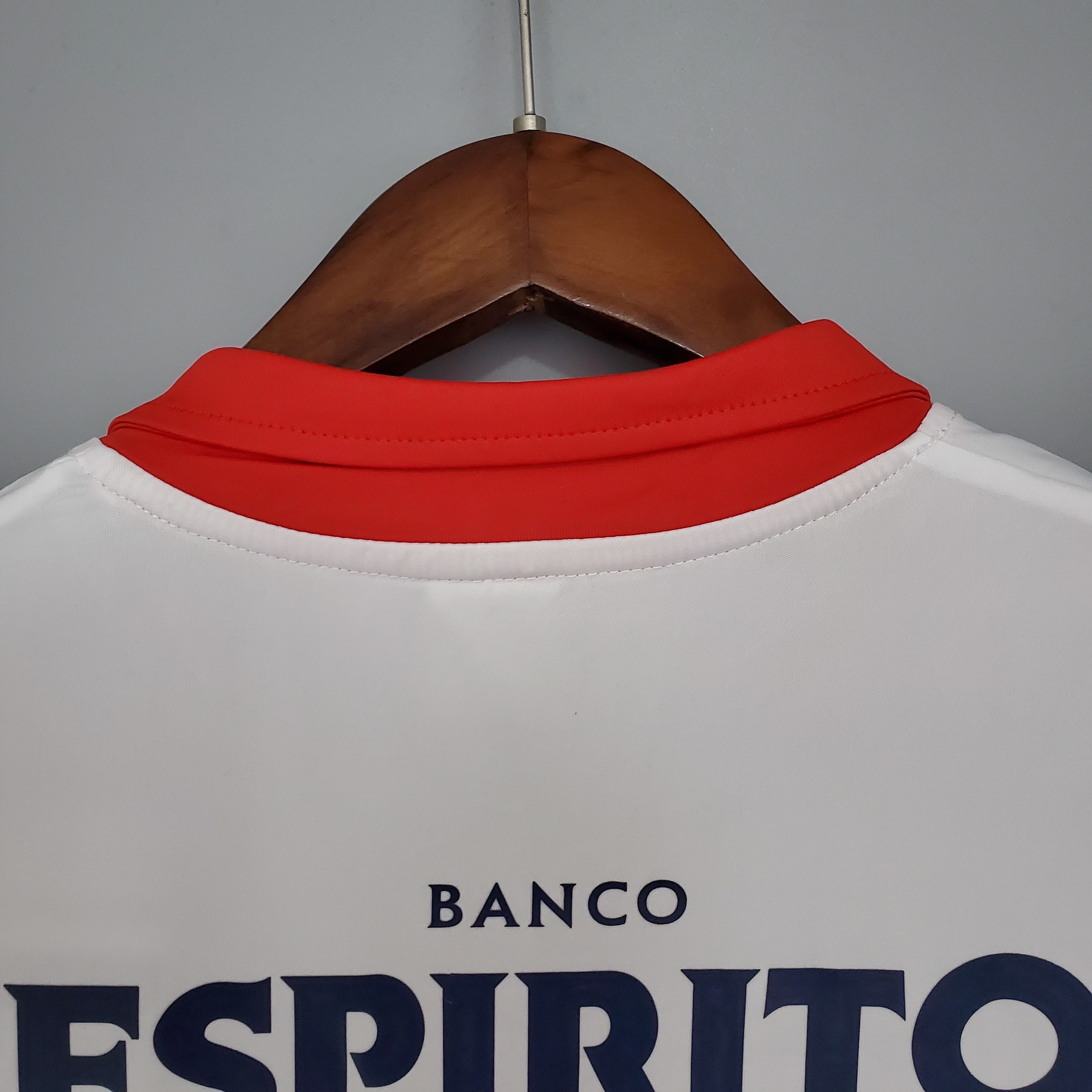 1990s Benfica Retro Football Shirt | White Red Home