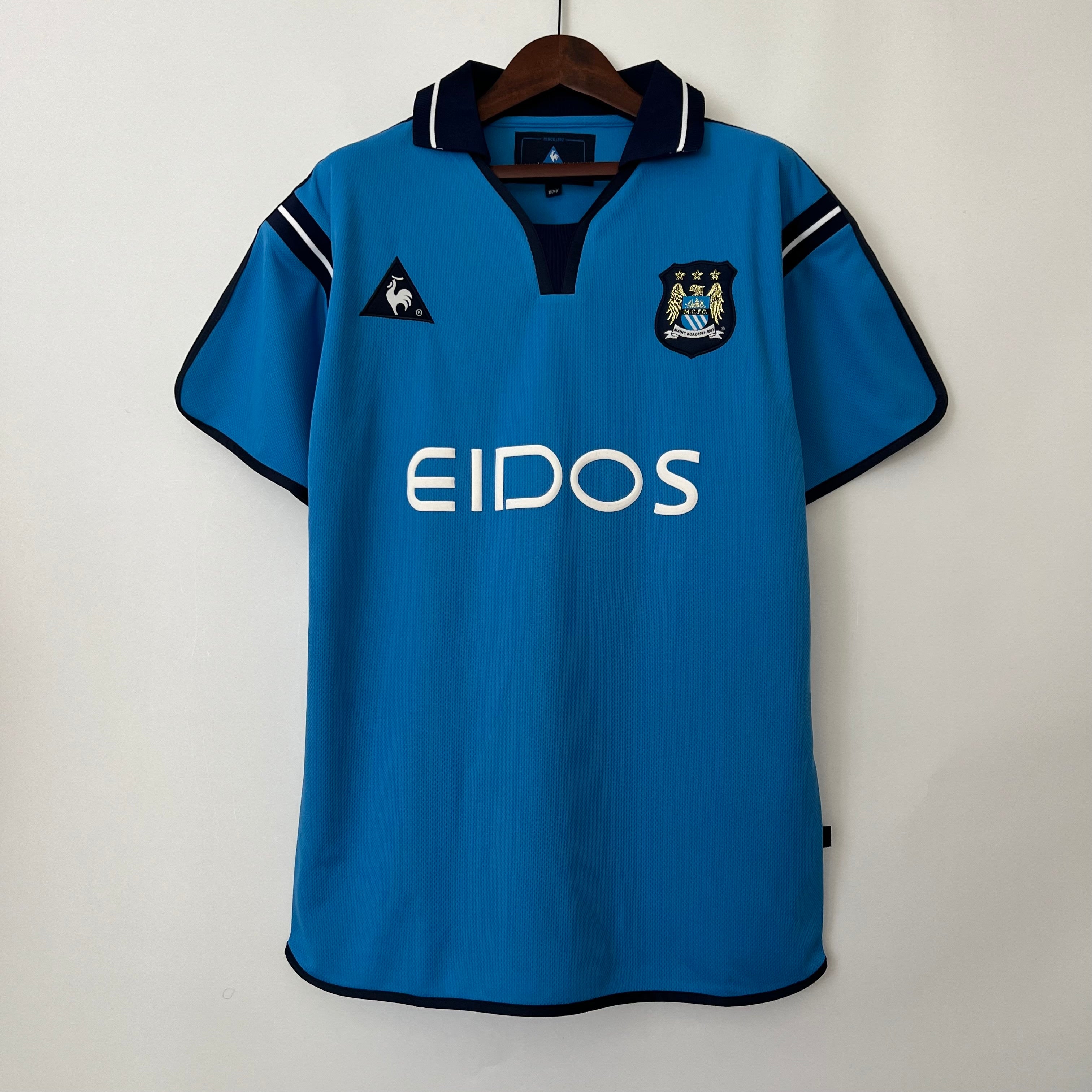 1990s Manchester City Retro Football Shirt | Sky Blue Black Home