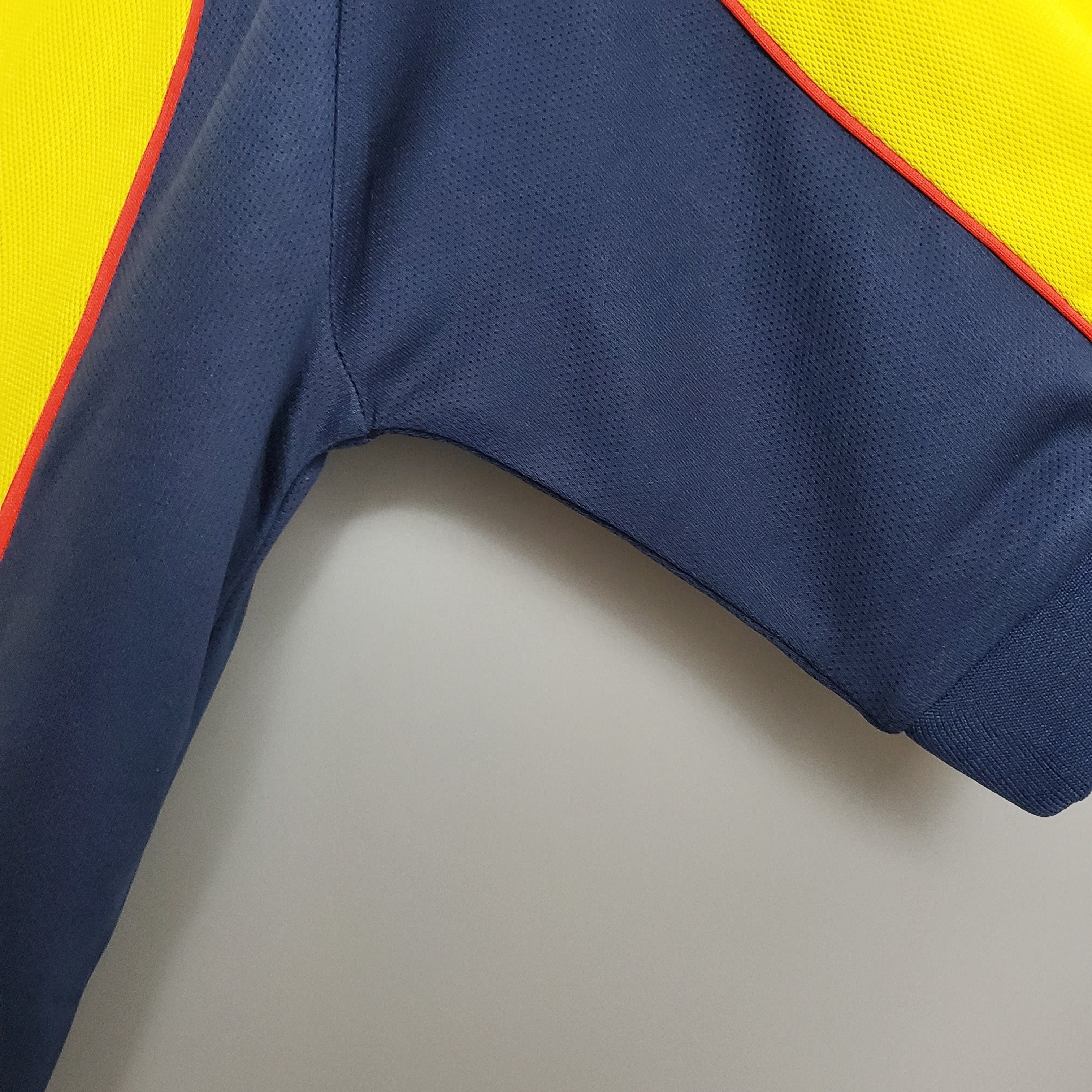 2000s Club America Retro Football Shirt | Yellow Navy Home