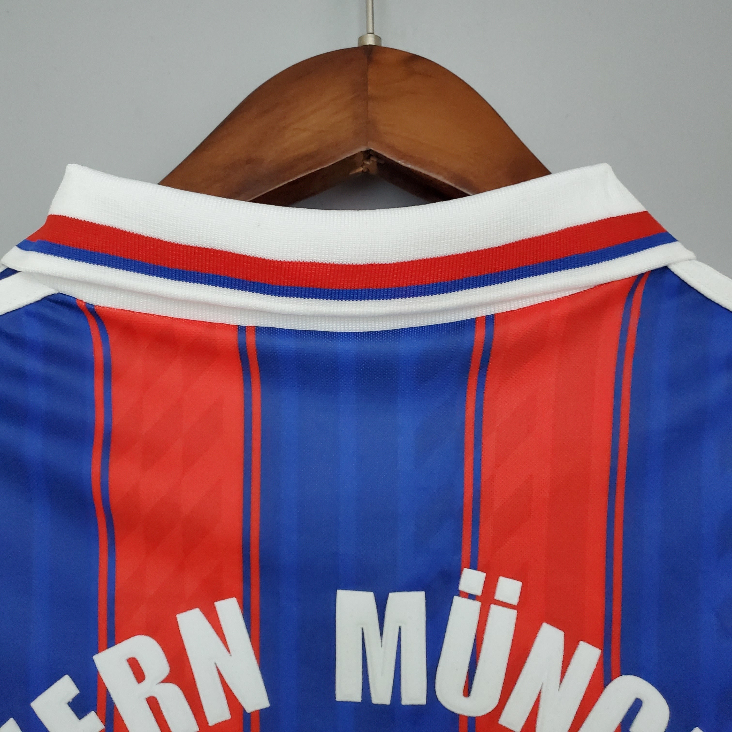 1990s Bayern Munich Retro Football Shirt | Red Blue Home