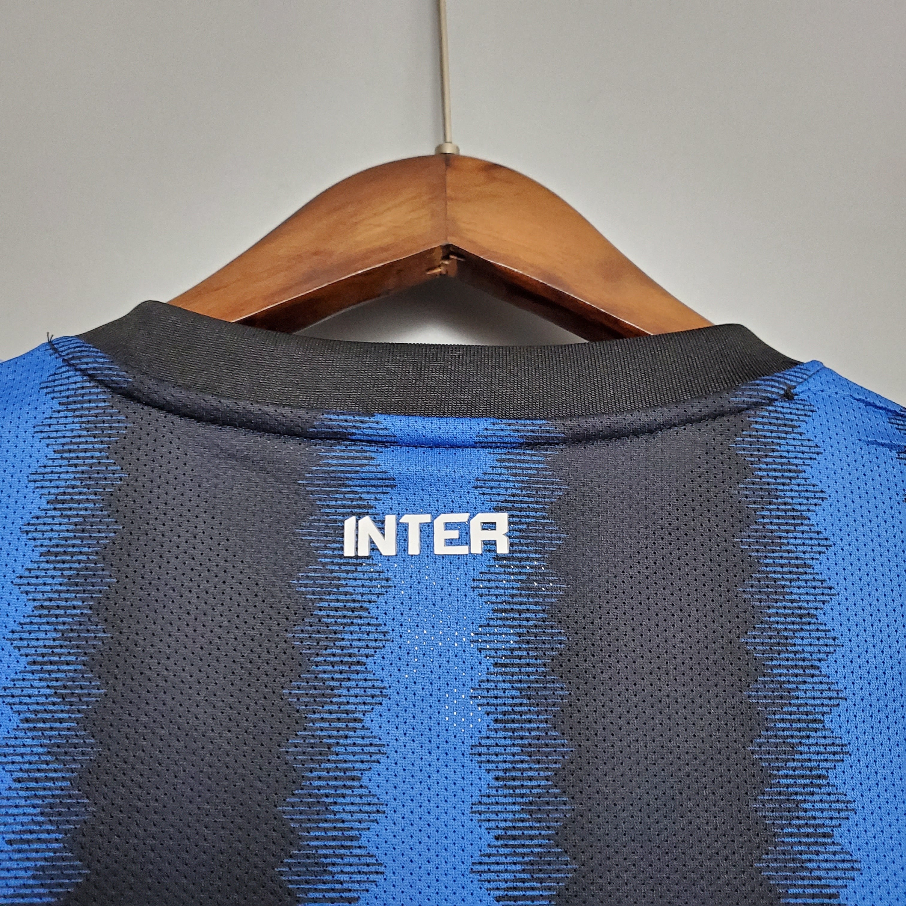 2010s Inter Milan Retro Football Shirt | Blue Black Home