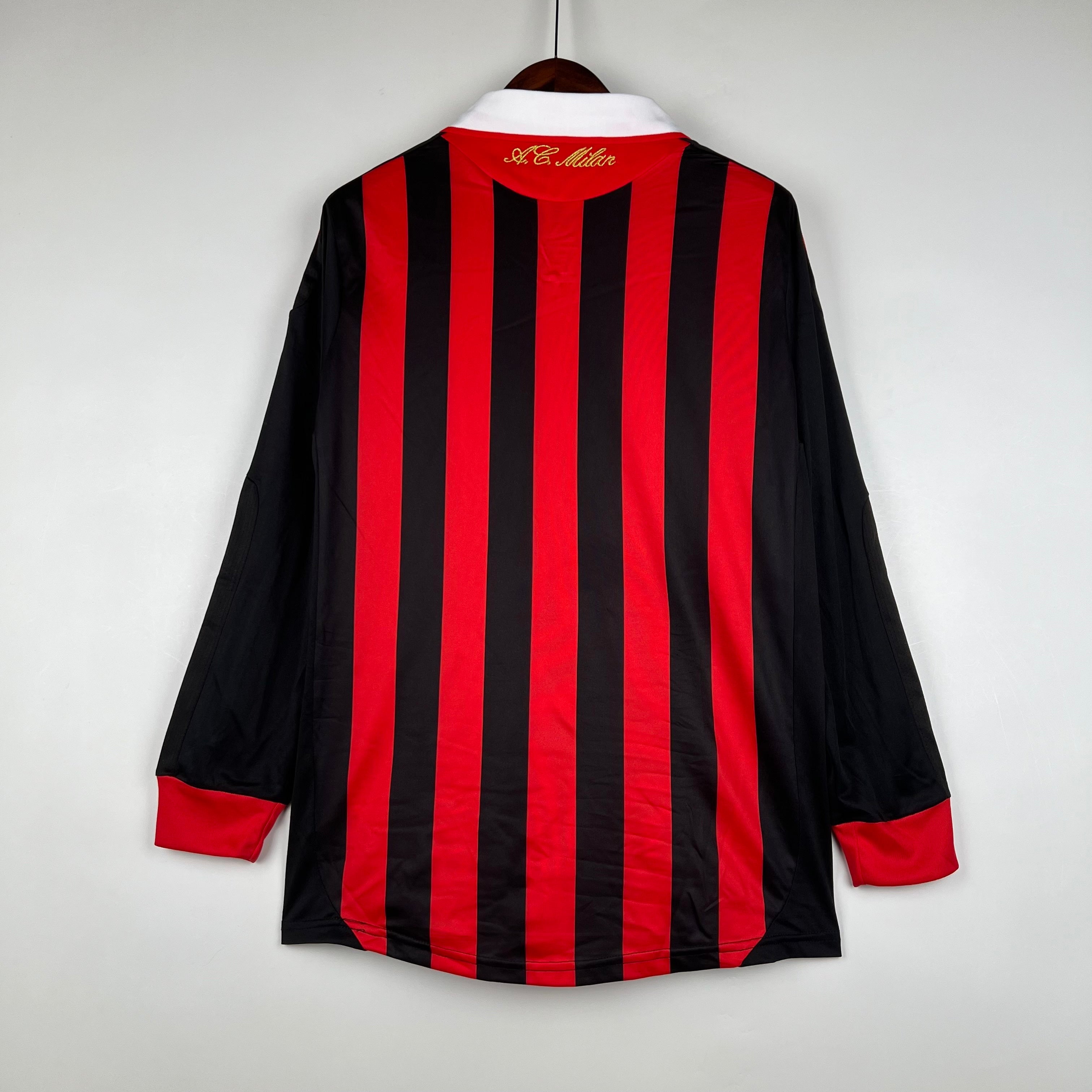 2000s AC Milan Retro Football Shirt | Red Black Home
