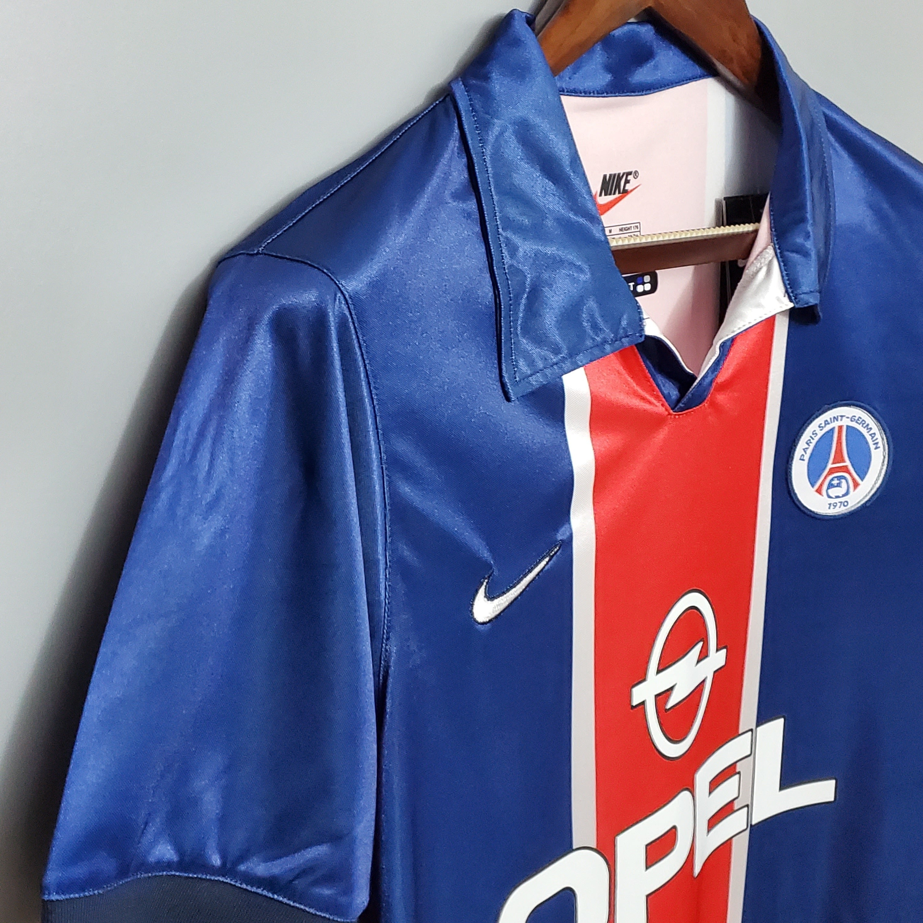 1990s Paris Saint-Germain Retro Football Shirt | Blue Red Home