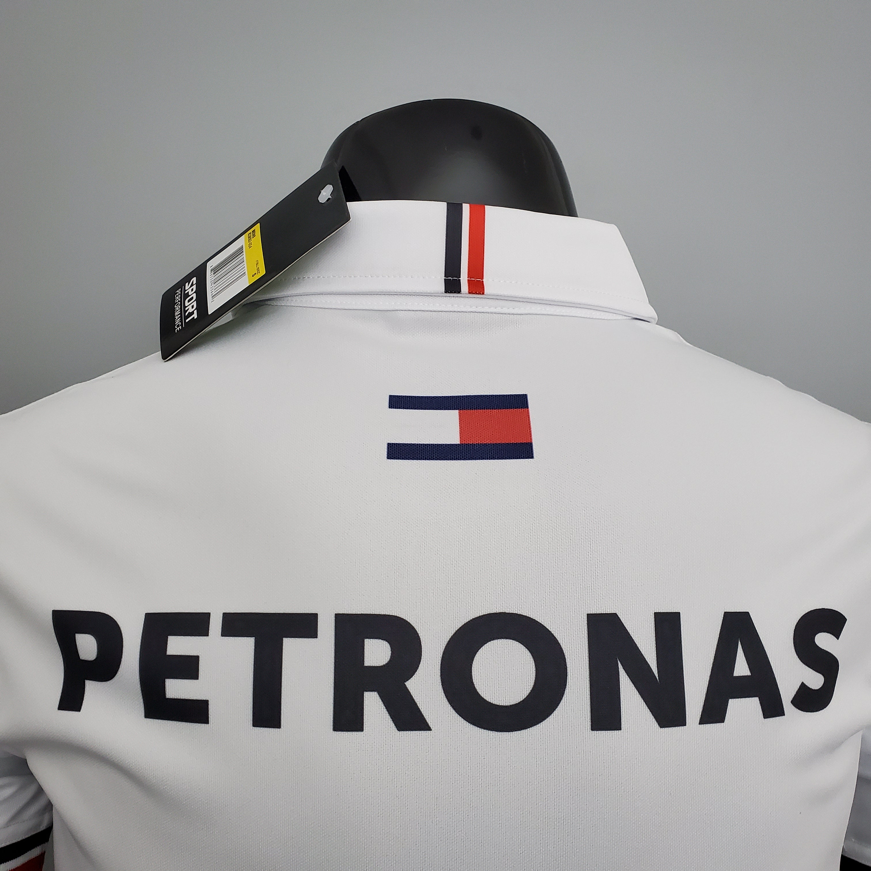 Mercedes F1 2023 Player Fit Polo – Petronas | White