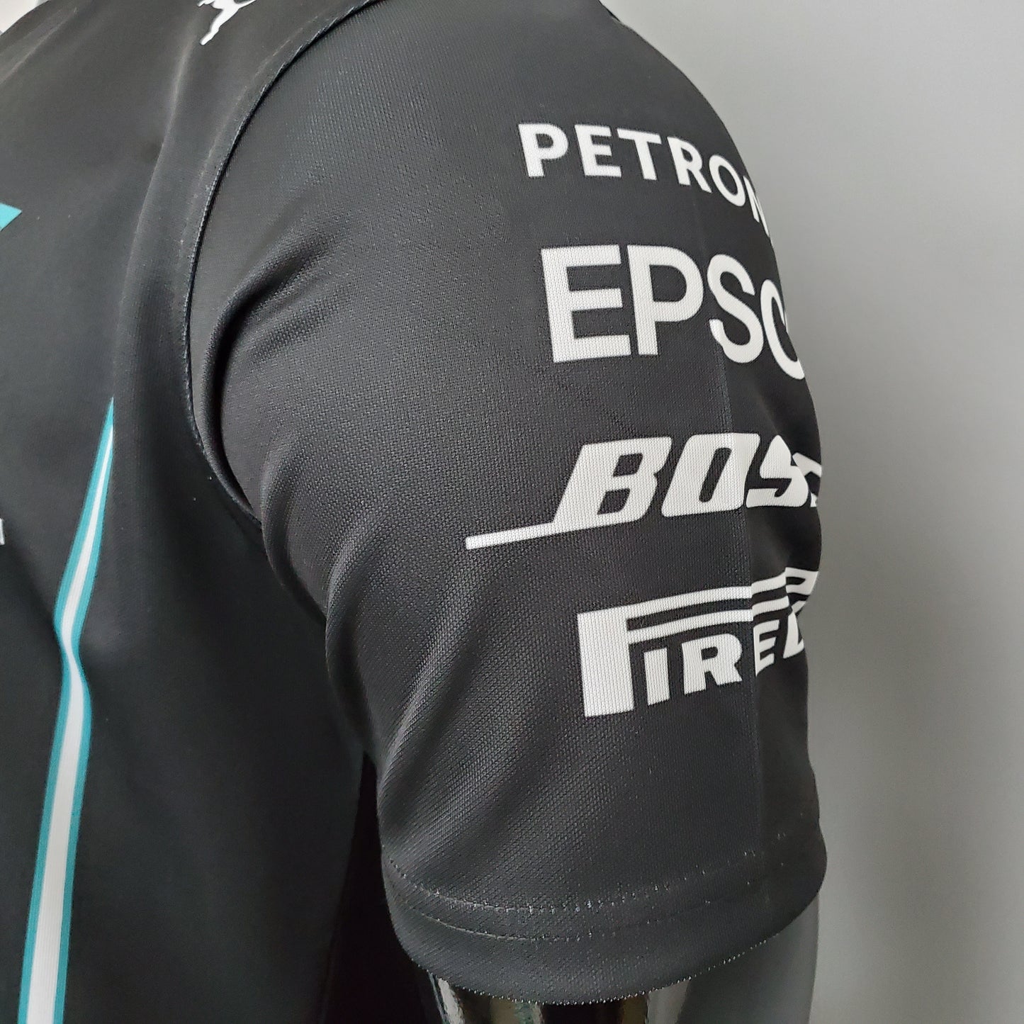 Mercedes F1 2023 T-Shirt – Player Fit – Lewis Hamilton #44 Petronas | Black