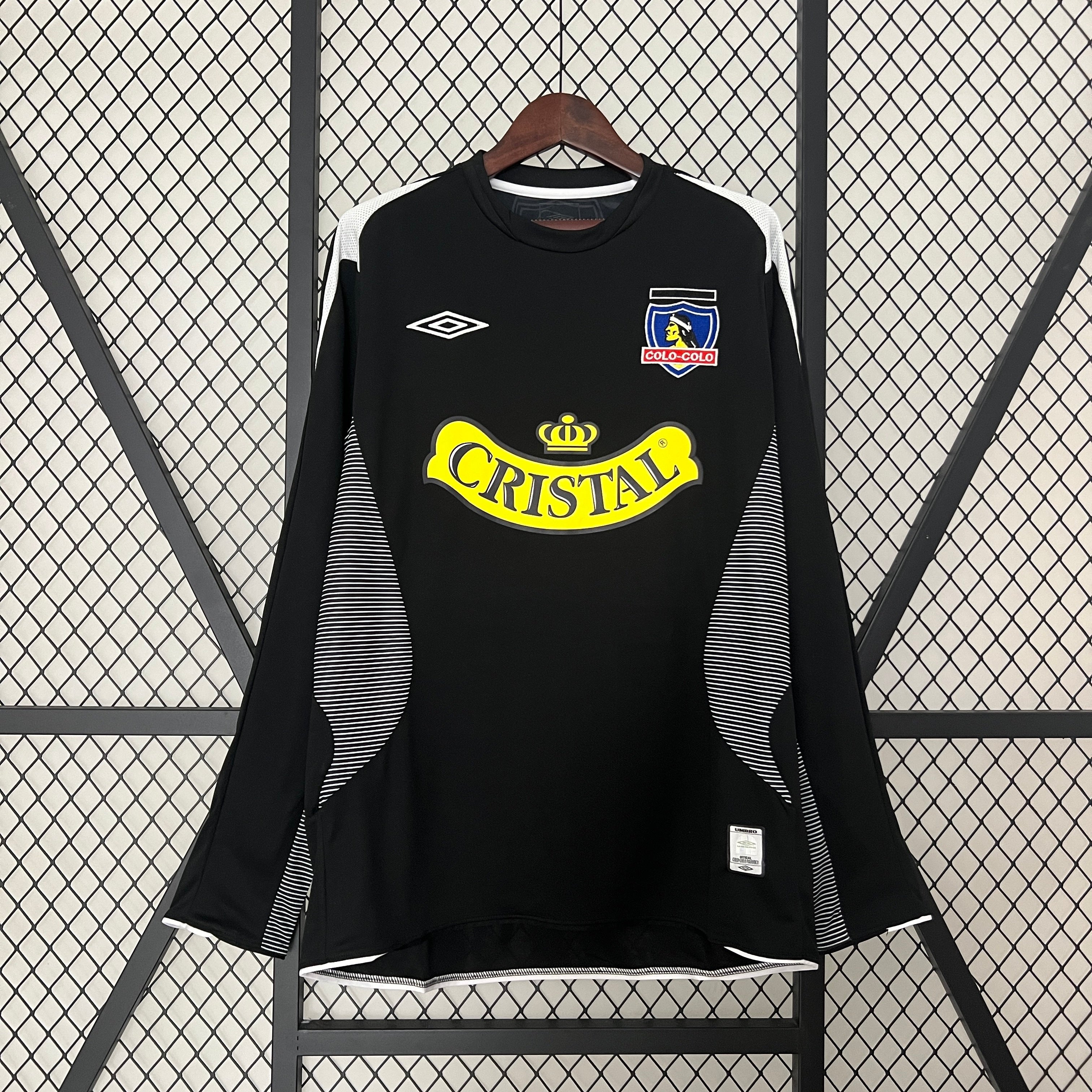 2000s Colo-Colo Retro Football Shirt | Black White Home