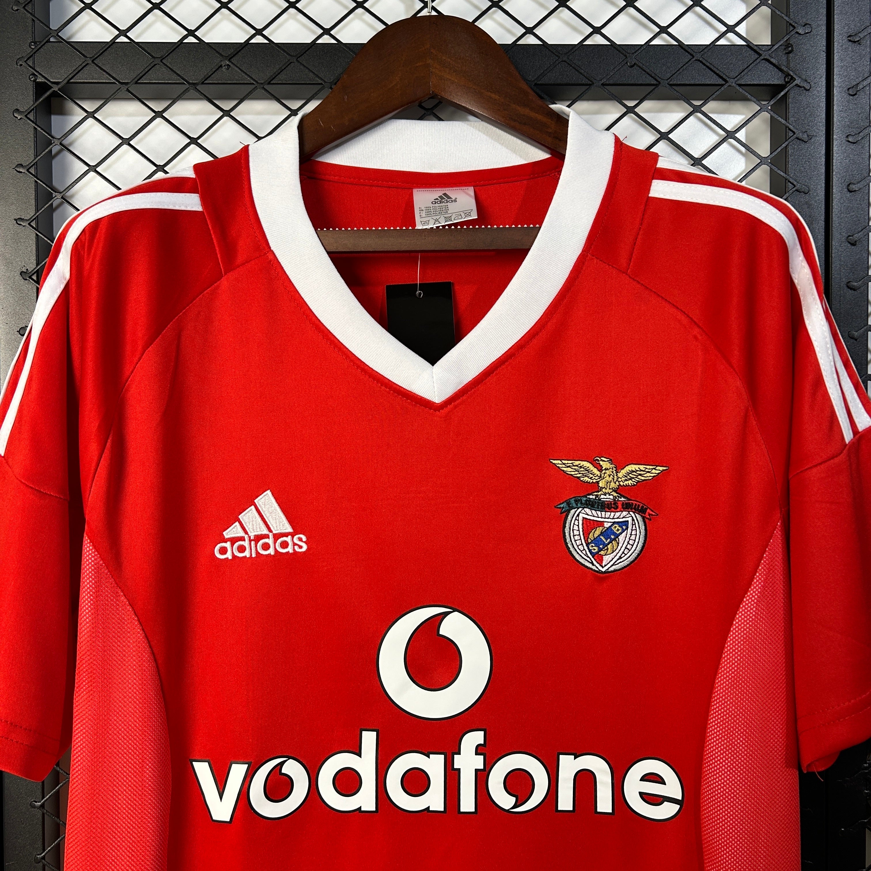 2000s Benfica Retro Football Shirt | Red White Home