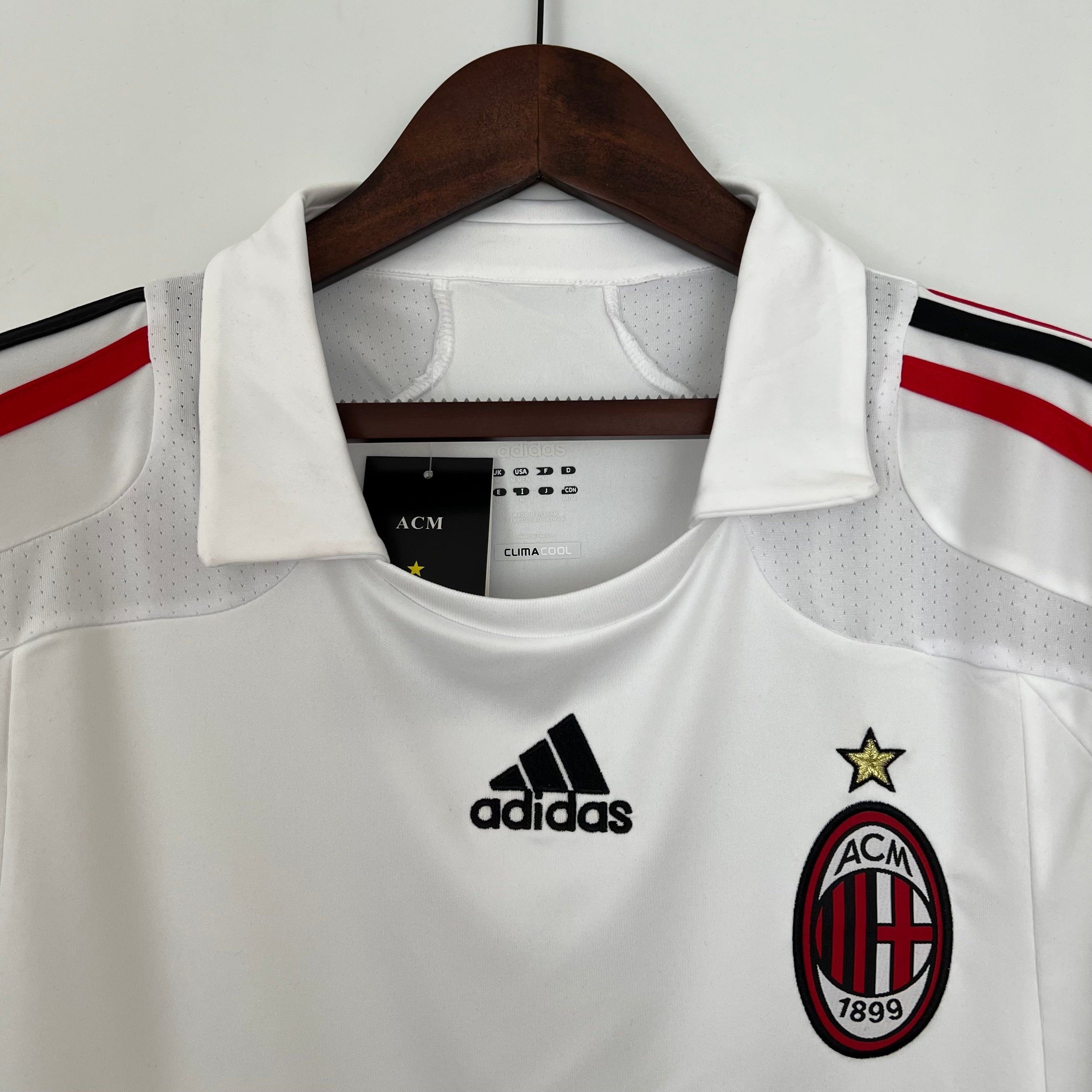 2000s A.C. Milan Retro Football Shirt | White Red Home